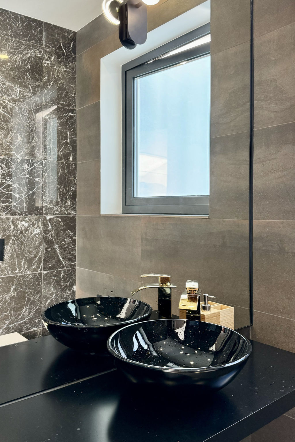 Photo of WELCS VILLA DE LUJO 177 EMP con piscina privada