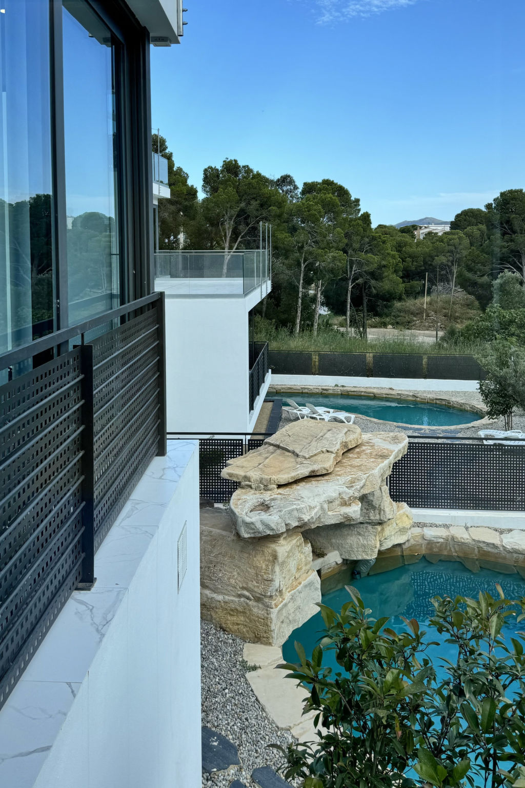 Photo of WELCS VILLA DE LUJO 177 EMP con piscina privada