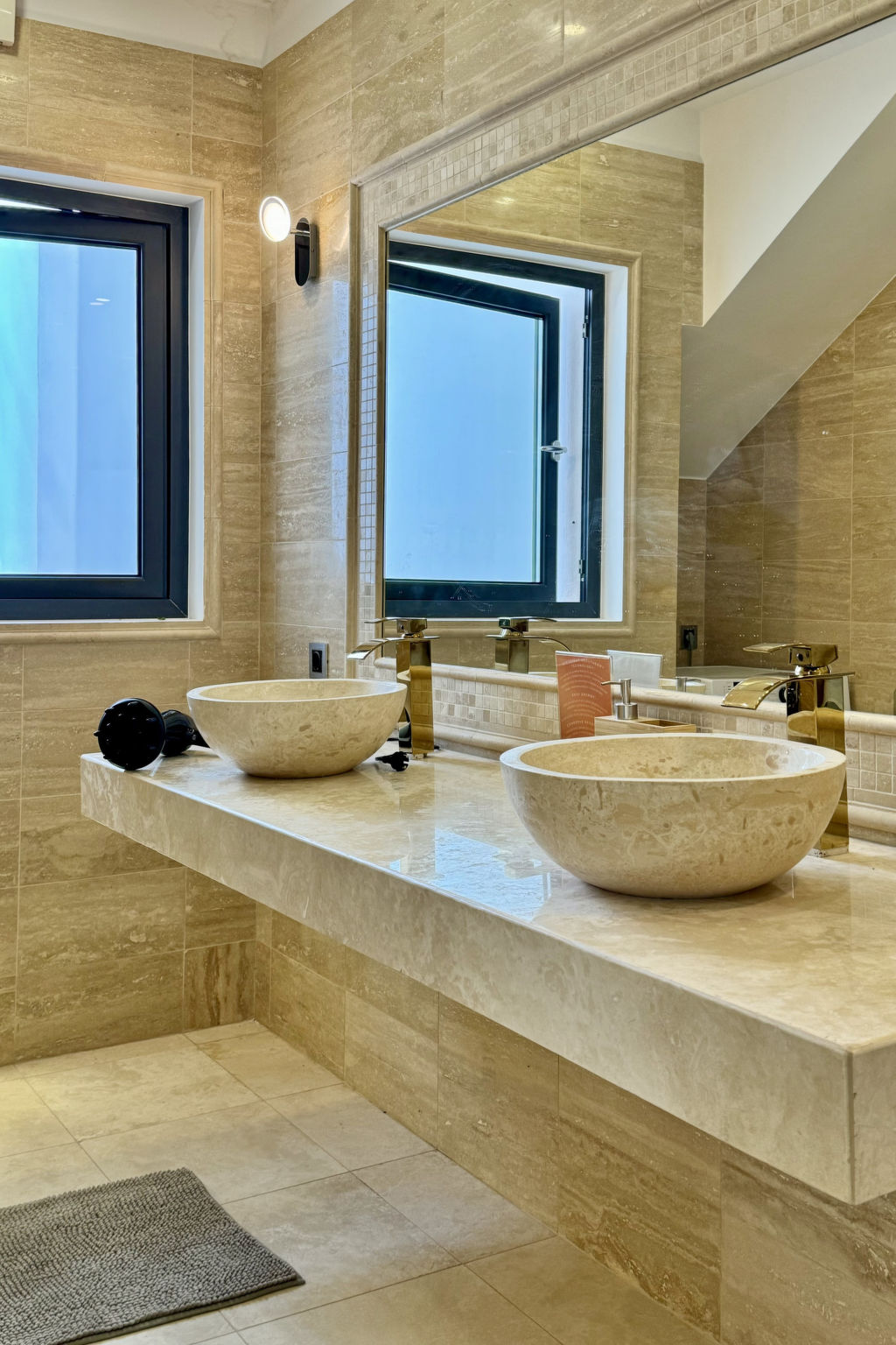 Photo of WELCS VILLA DE LUJO 177 EMP con piscina privada