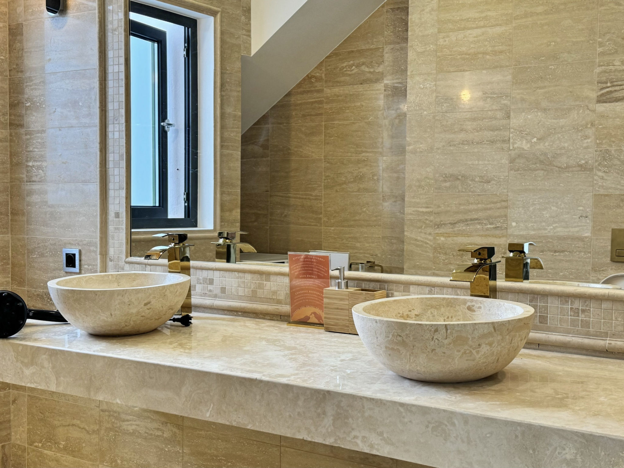 Photo of WELCS VILLA DE LUJO 177 EMP con piscina privada