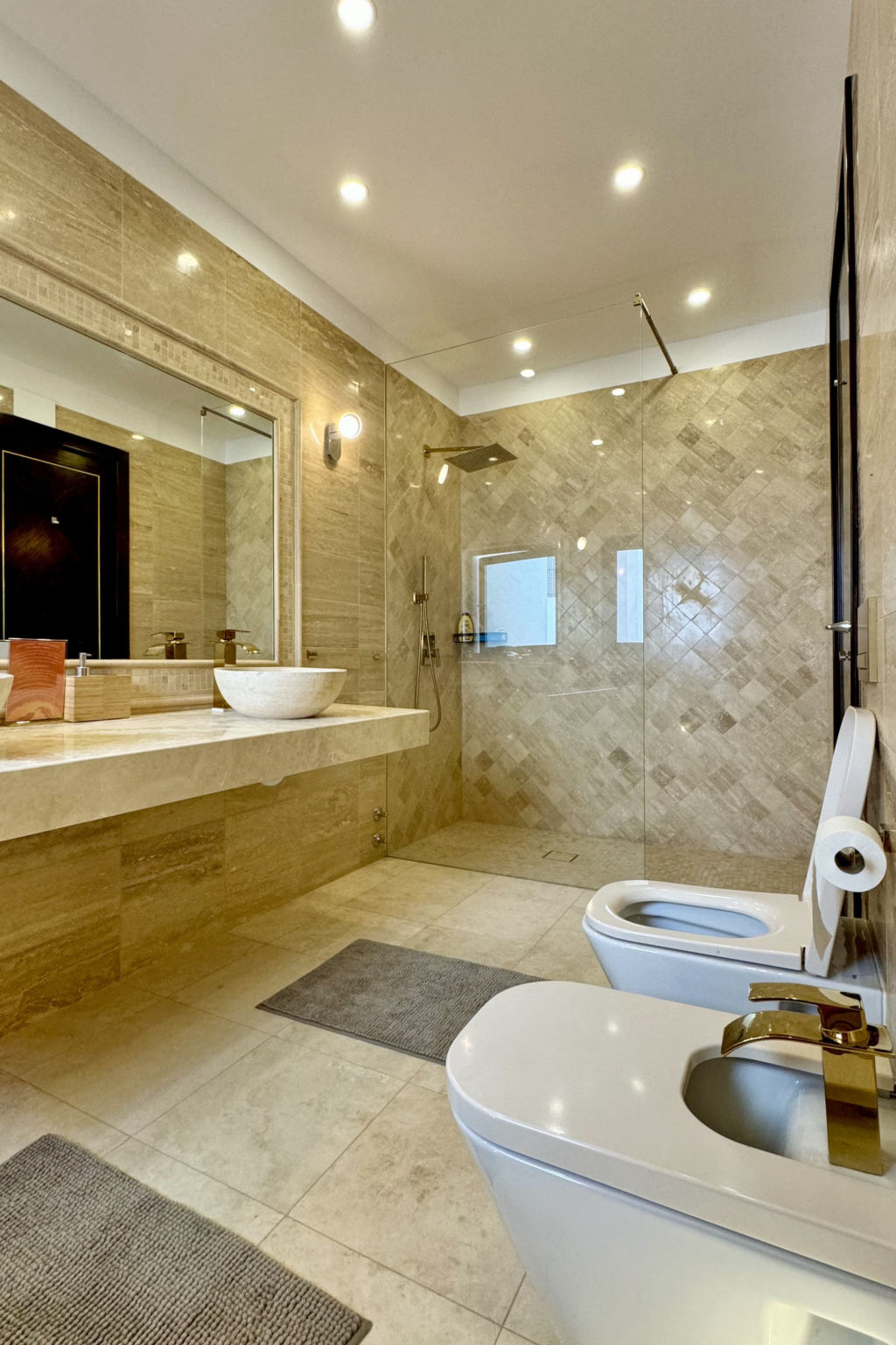 Photo of WELCS VILLA DE LUJO 177 EMP con piscina privada