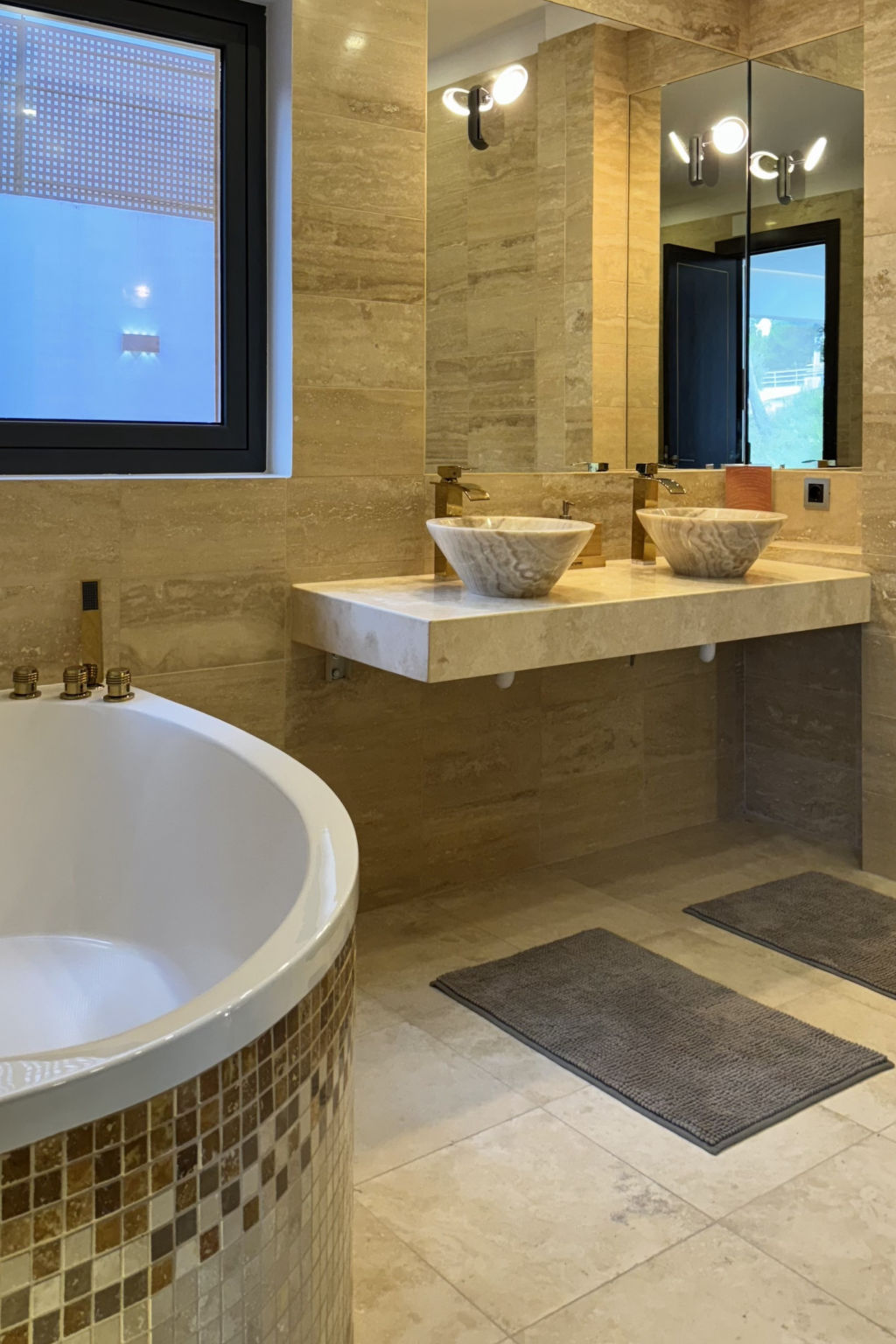 Photo of WELCS VILLA DE LUJO 177 EMP con piscina privada