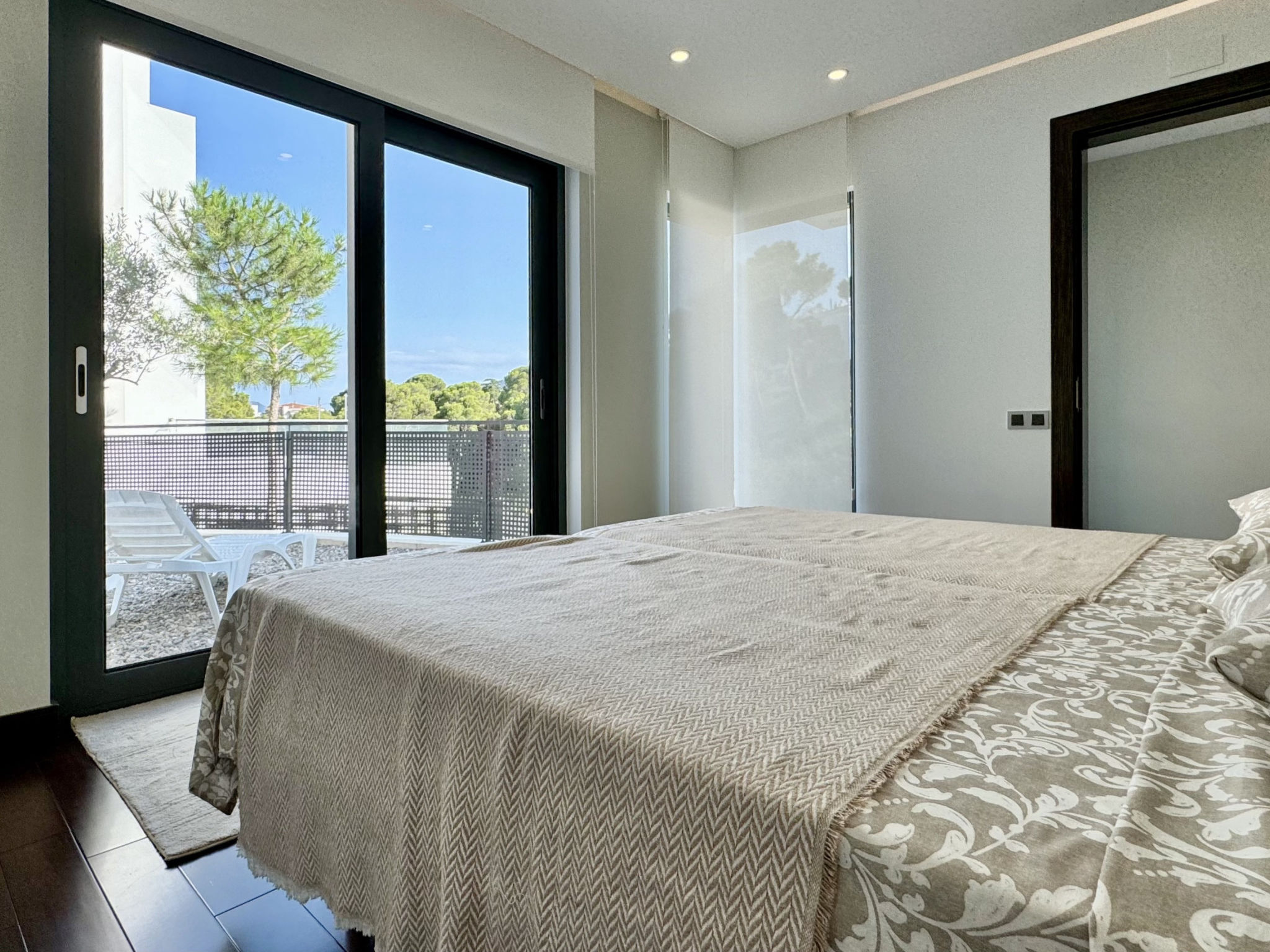 Photo of WELCS VILLA DE LUJO 177 EMP con piscina privada