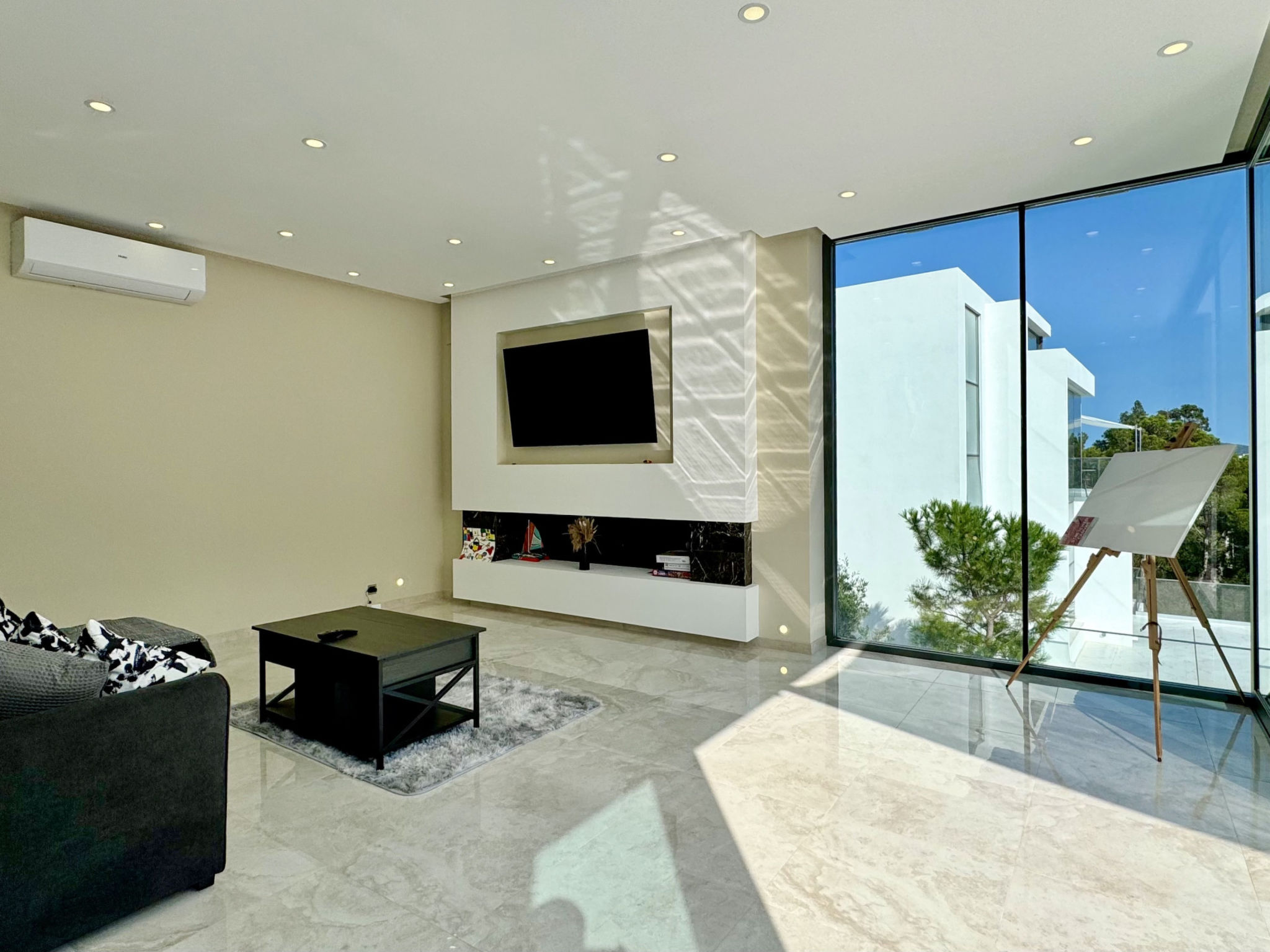 Photo of WELCS VILLA DE LUJO 177 EMP con piscina privada