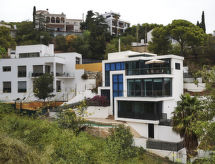 Moderne villa in Llançà met privézwembad en uitzicht op zee - thumbnail 4