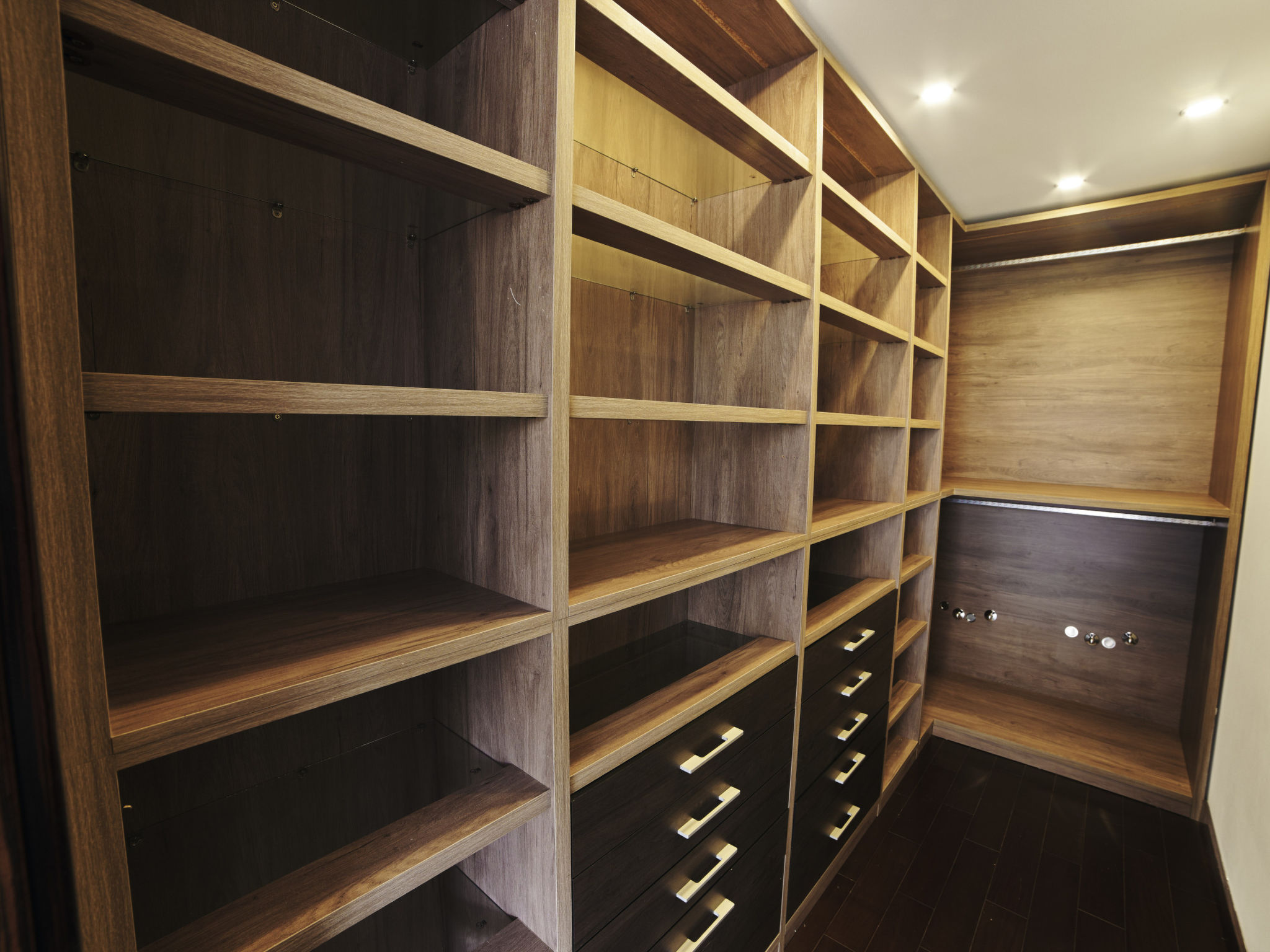 Photo of WELCS VILLA MODERNA 097 EMP con piscina