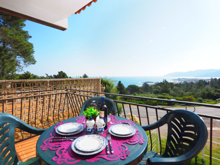 Search and Stay destination Llançà, CT - Spain from AU$ 199. Santa Isabel