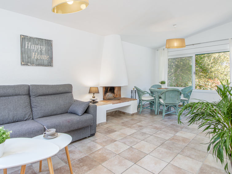 Search and Stay destination Cadaqués, CT - Spain from AU$ 370. Mimosa
