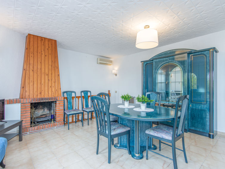 Tordera Accommodation in Roses