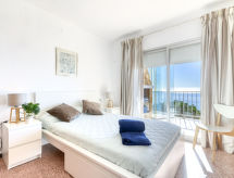 Gerenoveerd appartement Belleza nabij strand en golfbaan in Roses - thumbnail 5