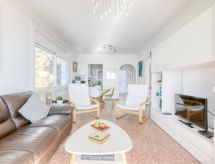 Gerenoveerd appartement Belleza nabij strand en golfbaan in Roses - thumbnail 6