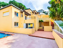 Zonnig appartement in Roses, 60m van strand Canyelles Petites - thumbnail 1