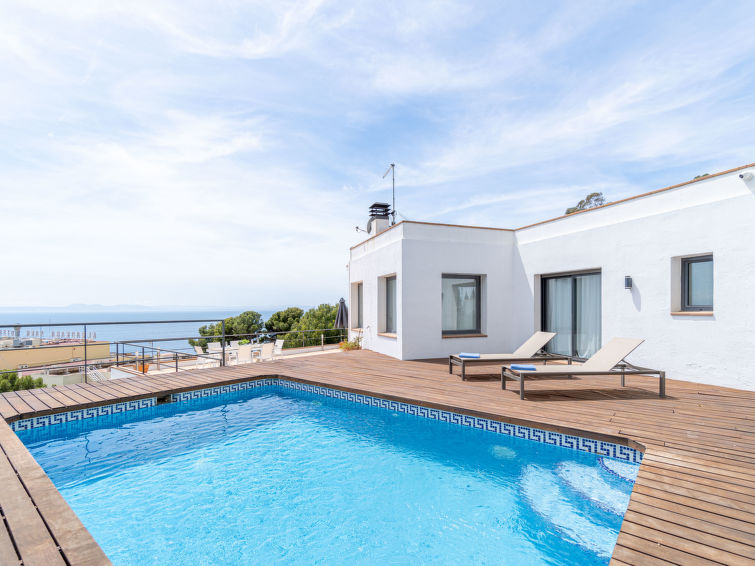 Search and Stay destination Roses, CT - Spain from AU$ 944. Almadrava