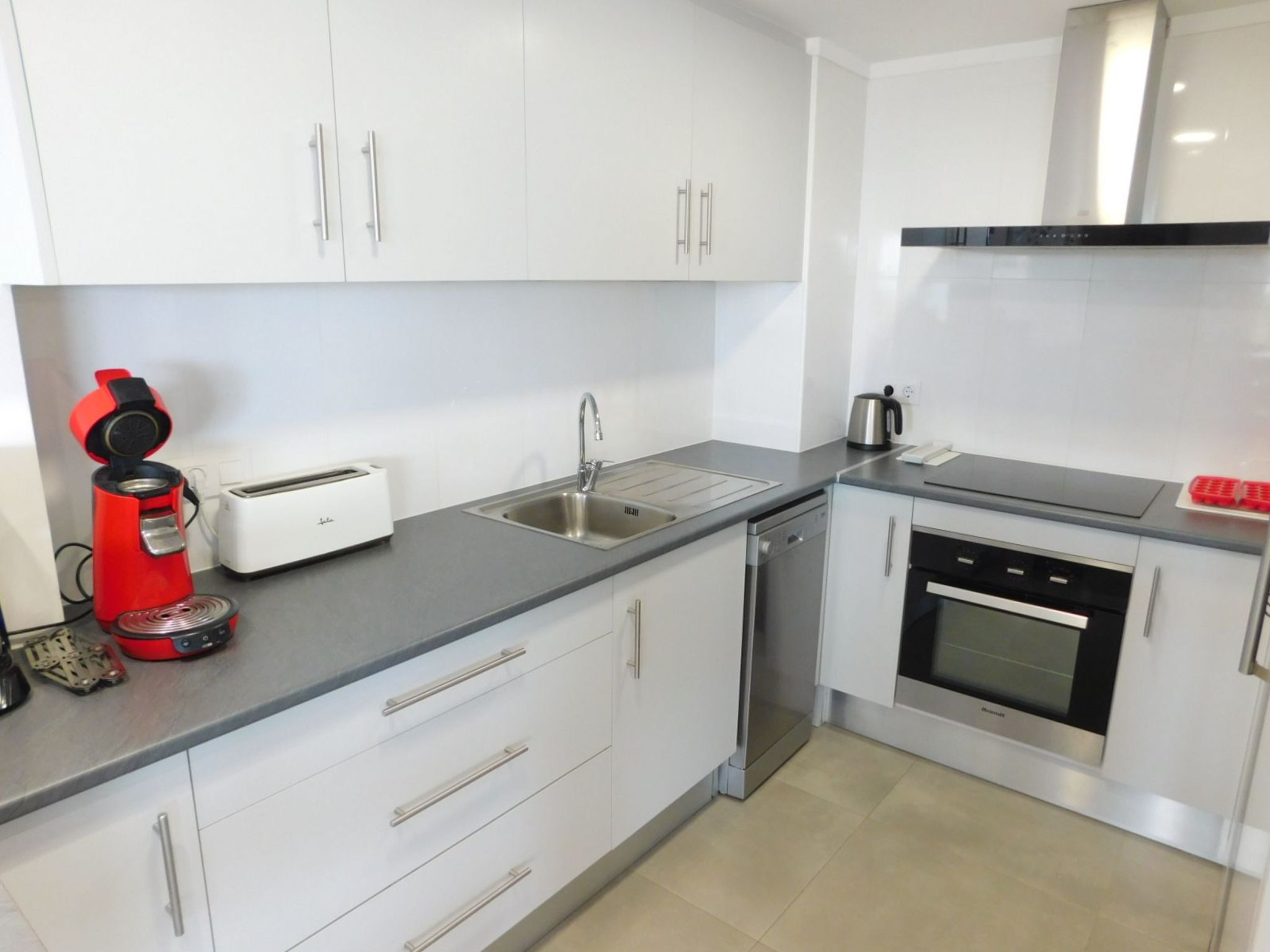 Photo of Appartement in Roses mit Großer Terrasse und Meerblick