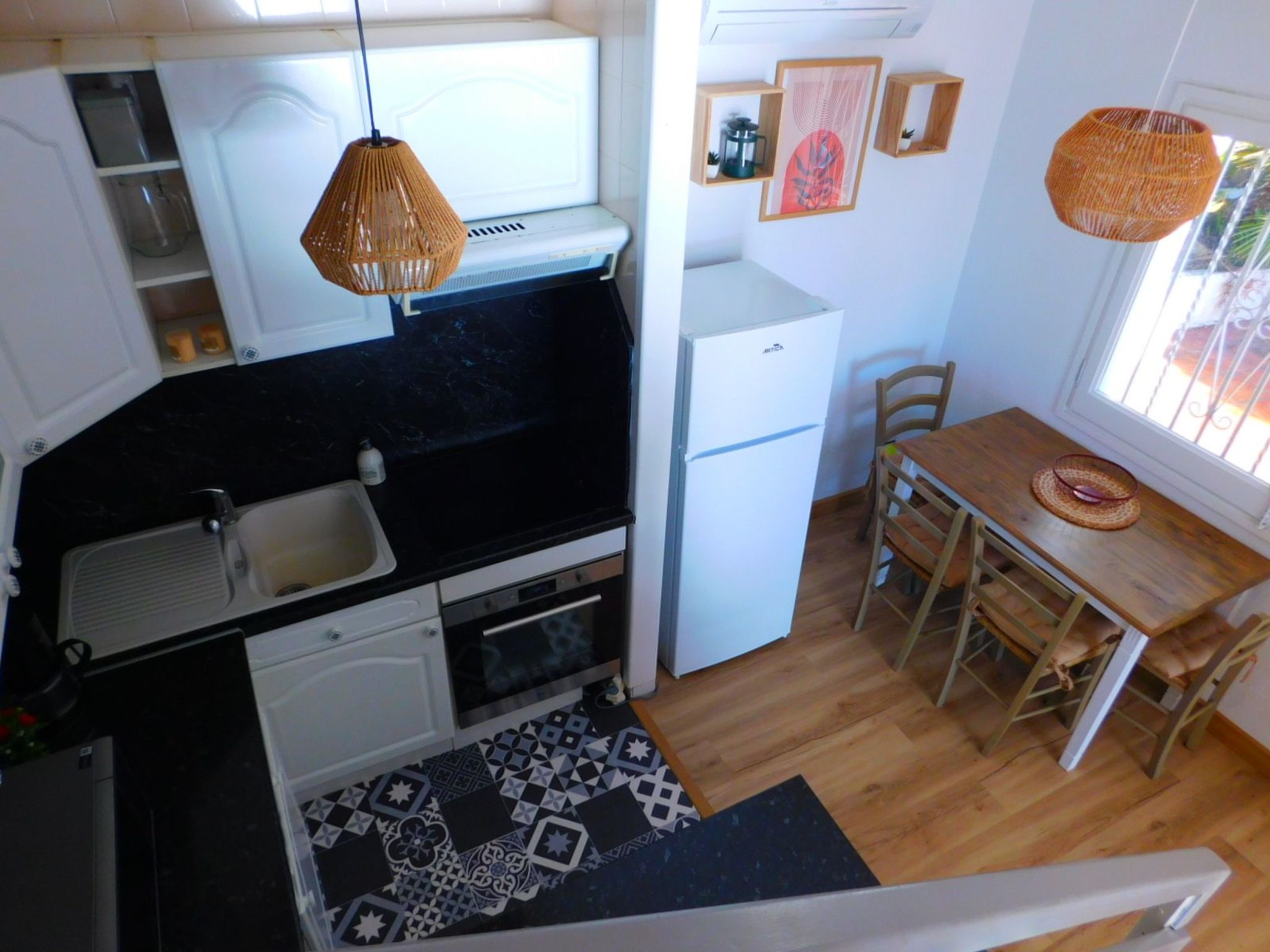 mit privatem Garten und Terrasse