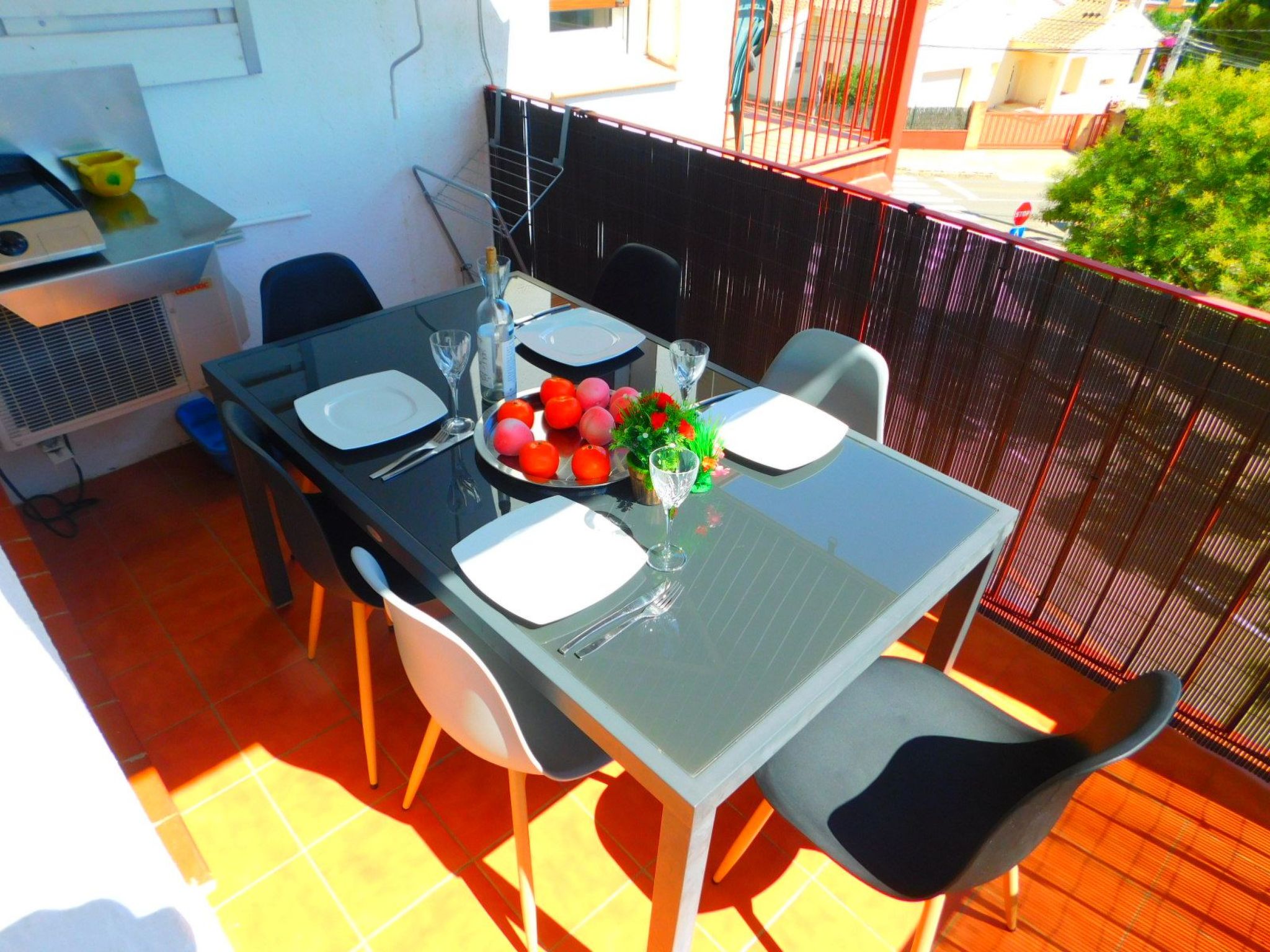 Wohnung mit 2 Schlafzimmern, Schwimmbad und Parkplatz in Mas Oliva, Roses-Image-tags.info