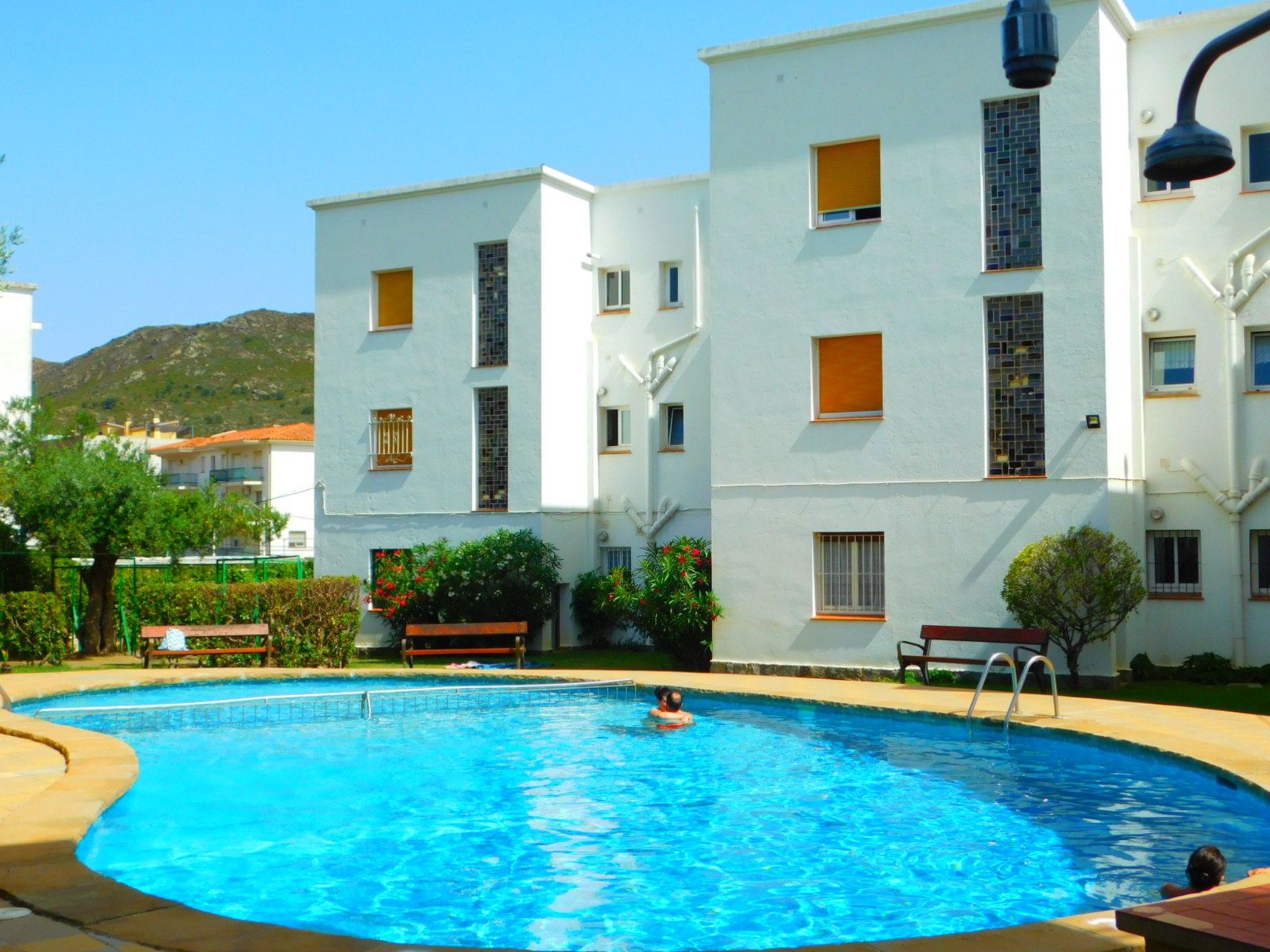 Photo of Wohnung mit 2 Schlafzimmern, Schwimmbad und Parkplatz in Mas Oliva, Roses