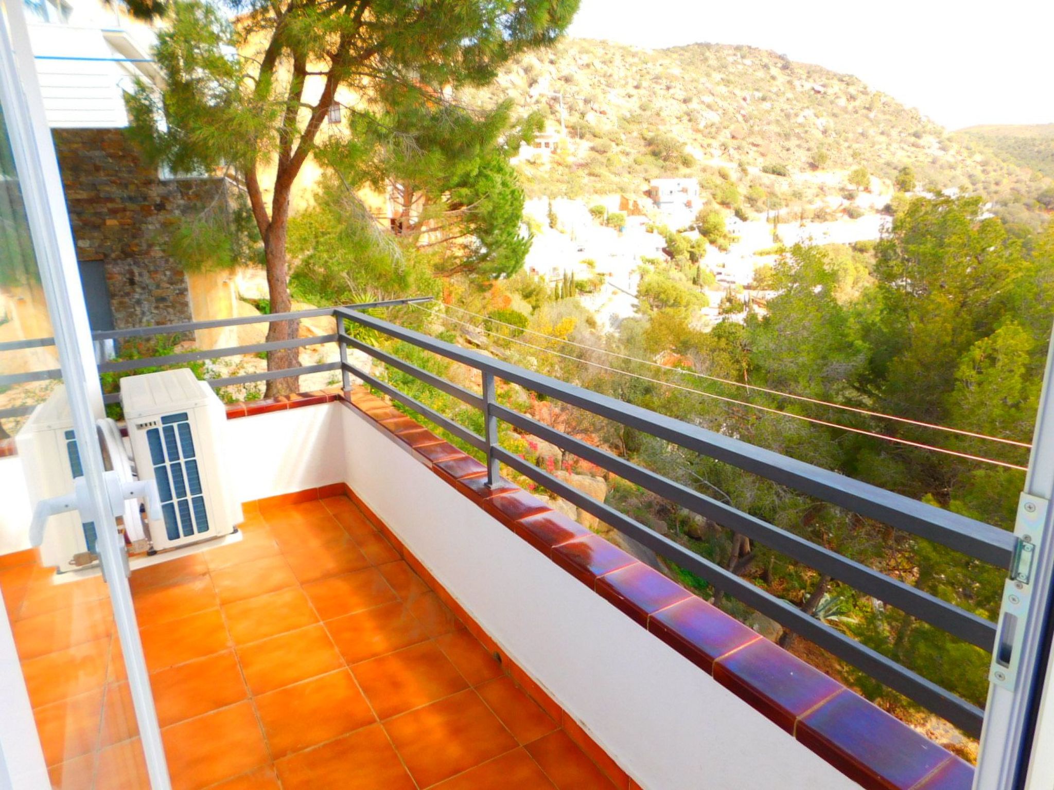 Photo of A-239 Ferienwohnung, Meerblick, Roses