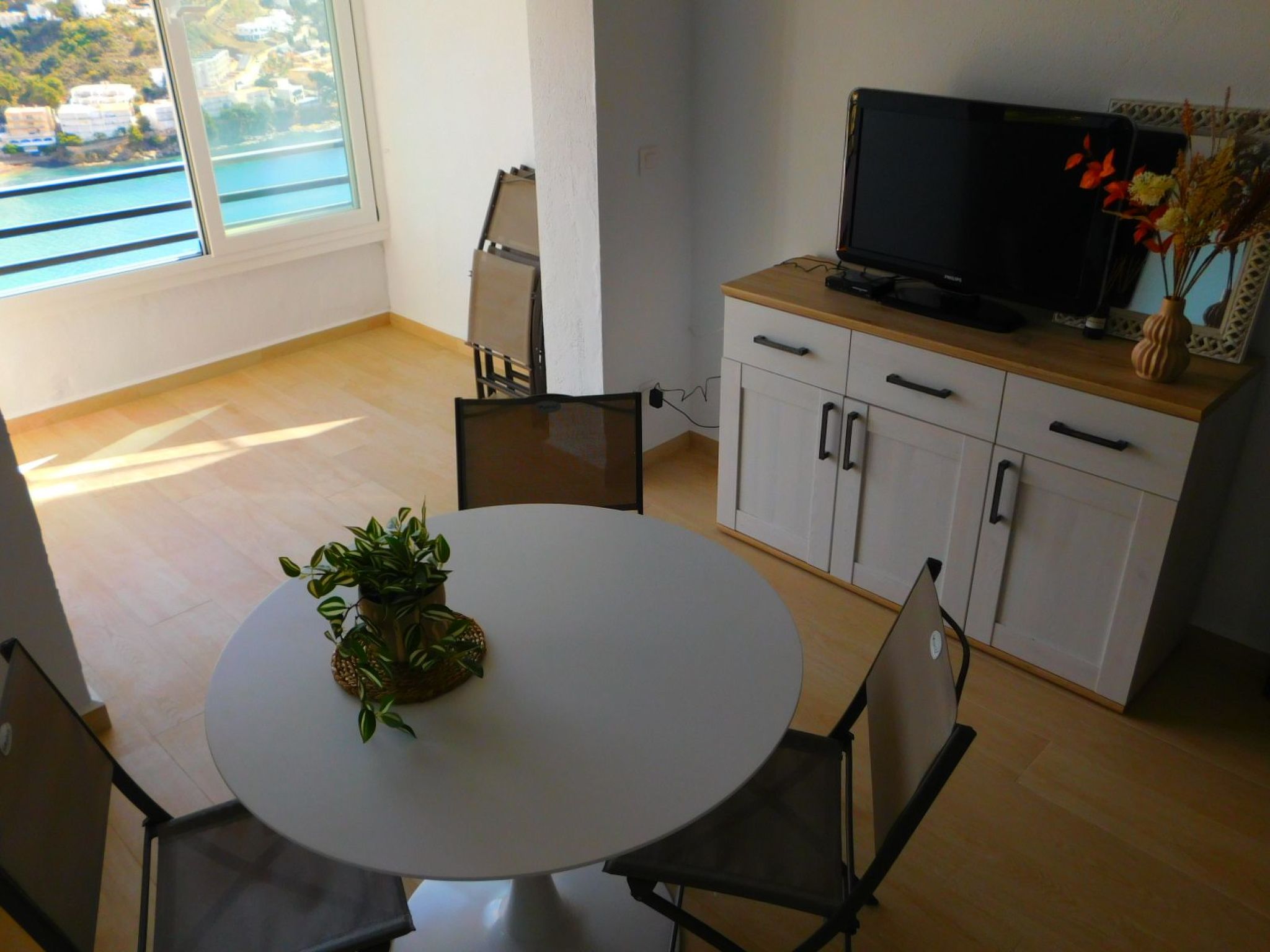 Photo of A-239 Ferienwohnung, Meerblick, Roses