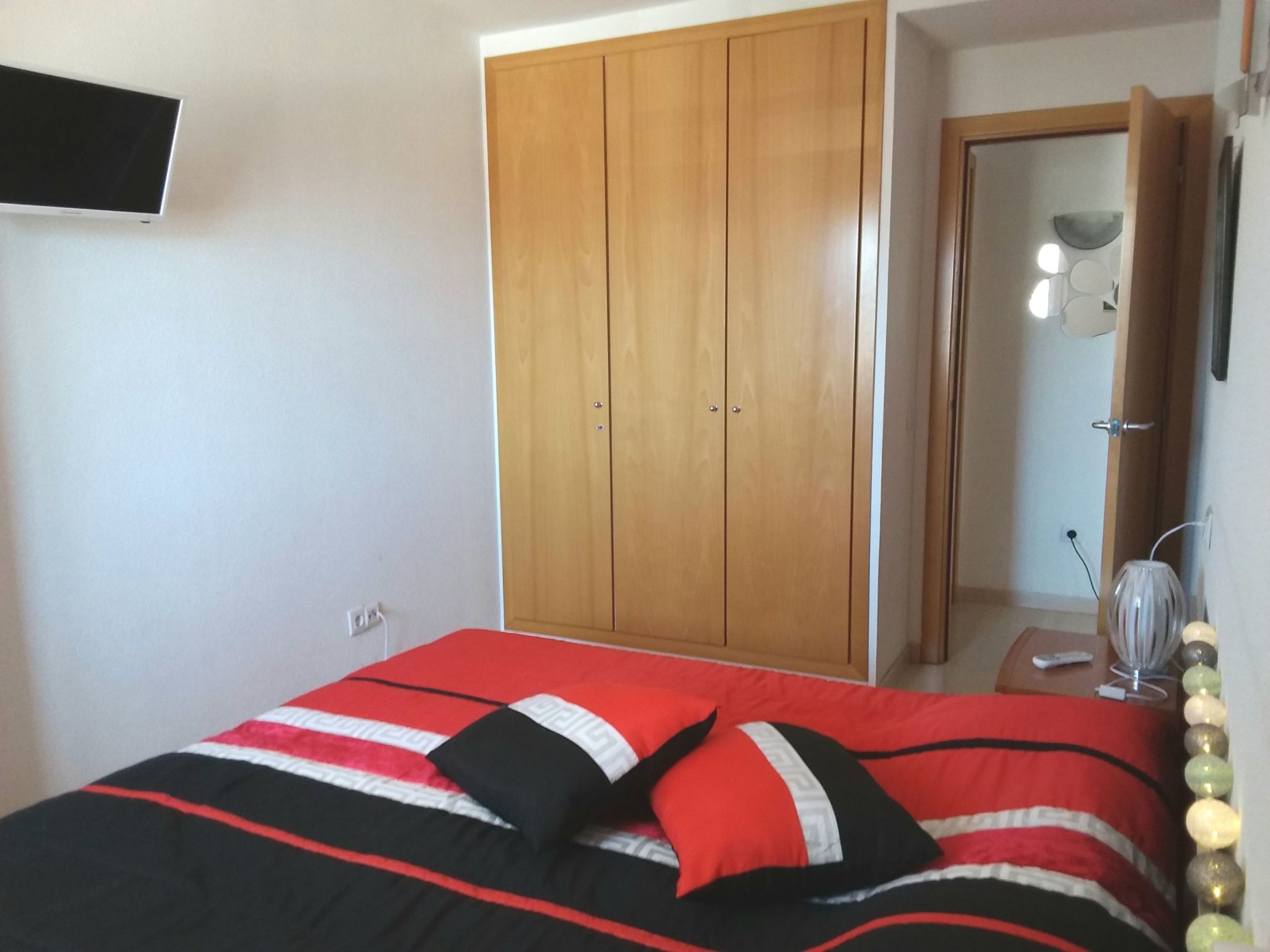 Photo of Appartement in Roses mit Grill, gemeinschaftlichem Pool und Terrasse