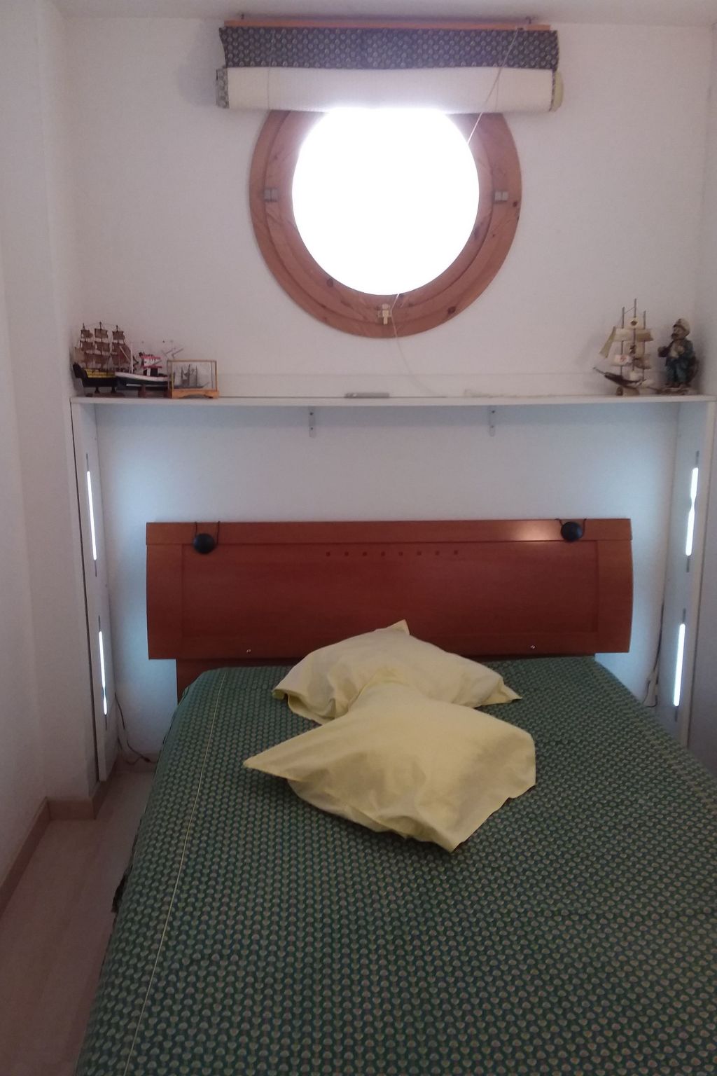 Photo of Appartement in Roses mit Grill, gemeinschaftlichem Pool und Terrasse