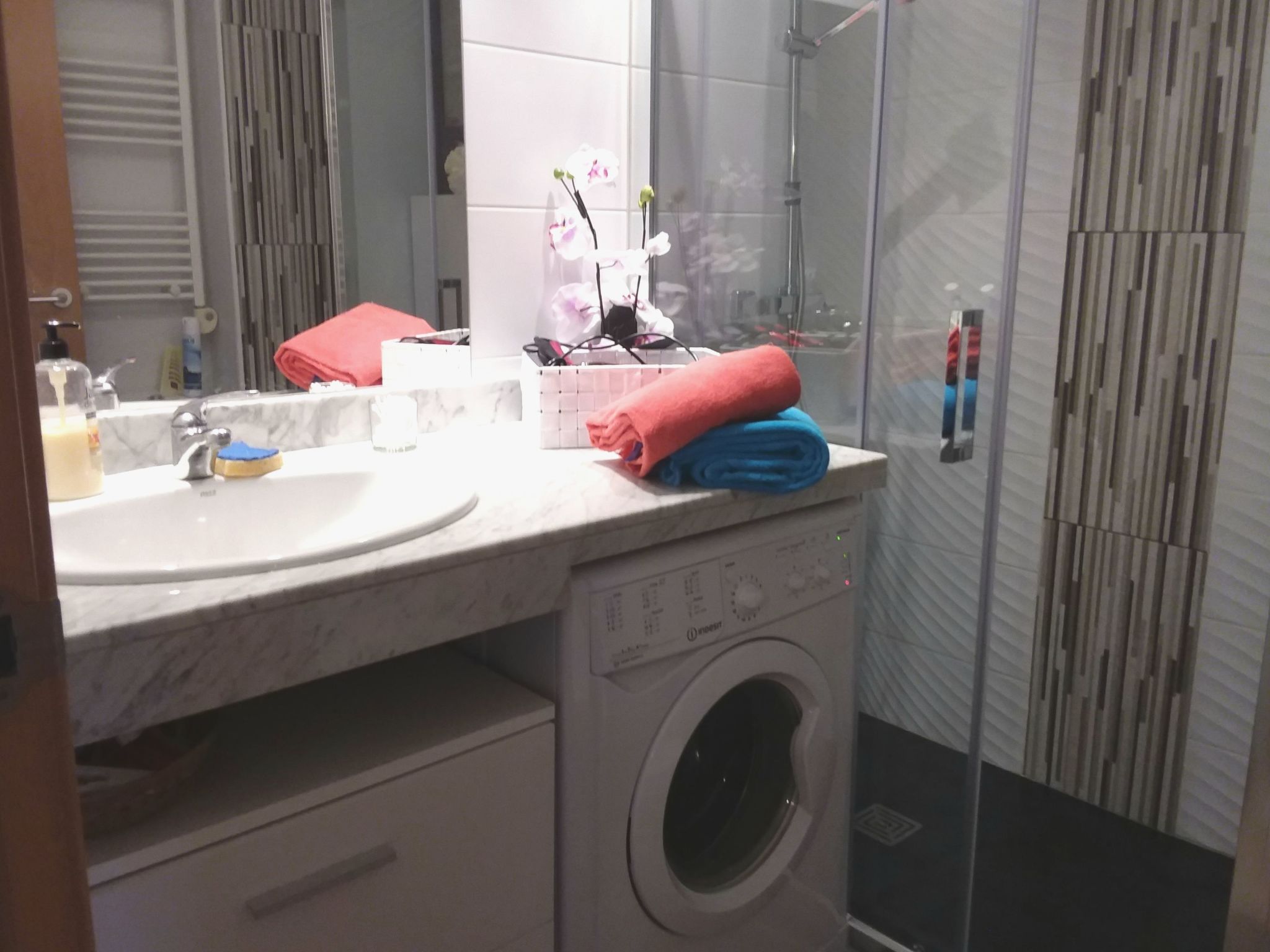 Photo of Appartement in Roses mit Grill, gemeinschaftlichem Pool und Terrasse