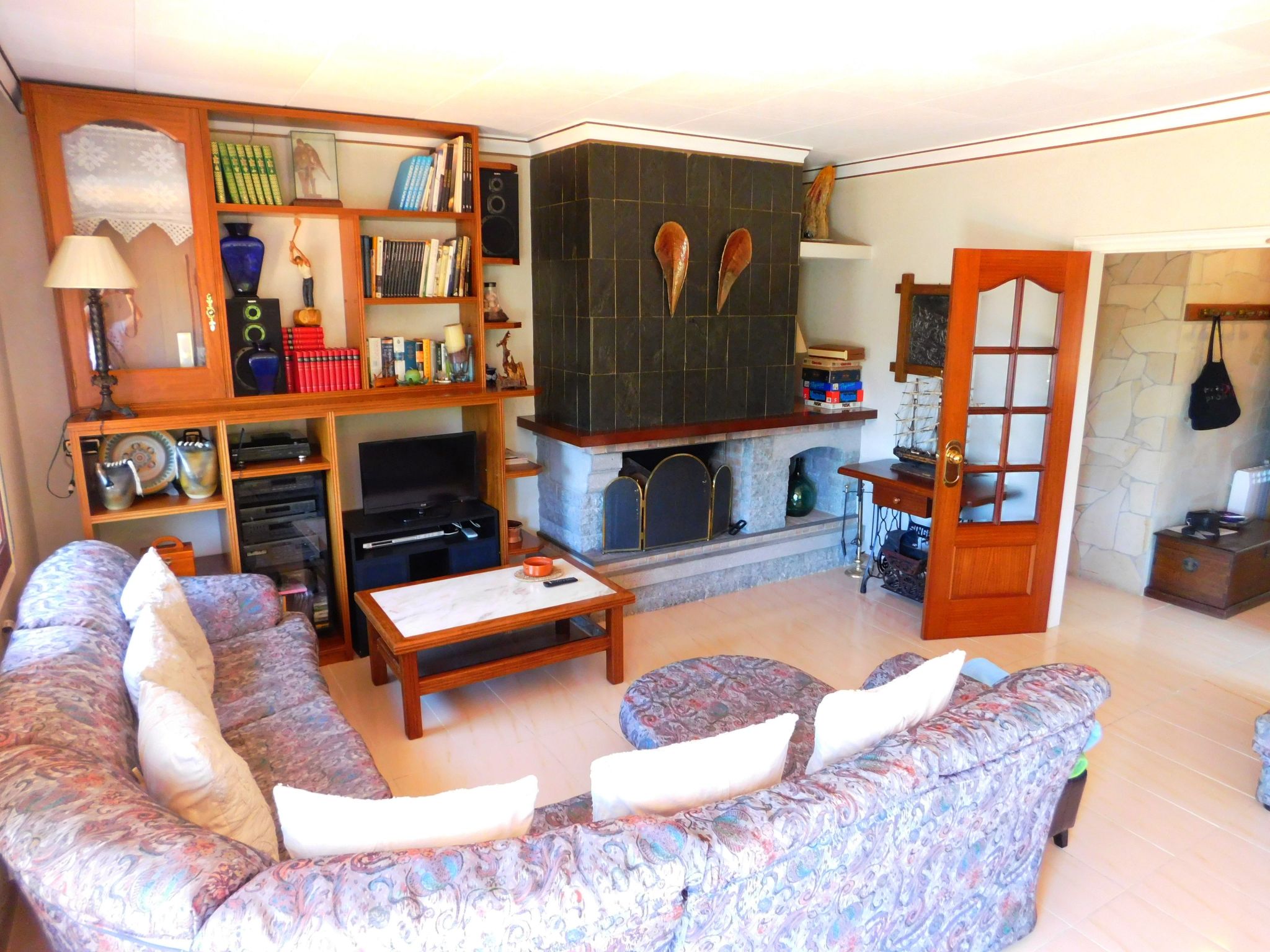 Wunderschönes Ferienhaus in Roses mit Großer Terrasse-Image-tags.info