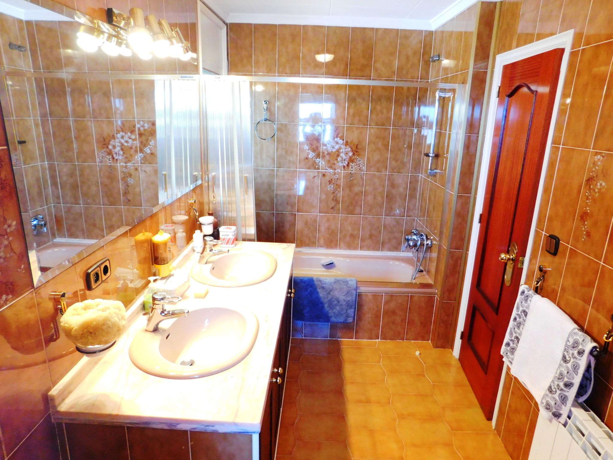 Photo of Wunderschönes Ferienhaus in Roses mit Großer Terrasse