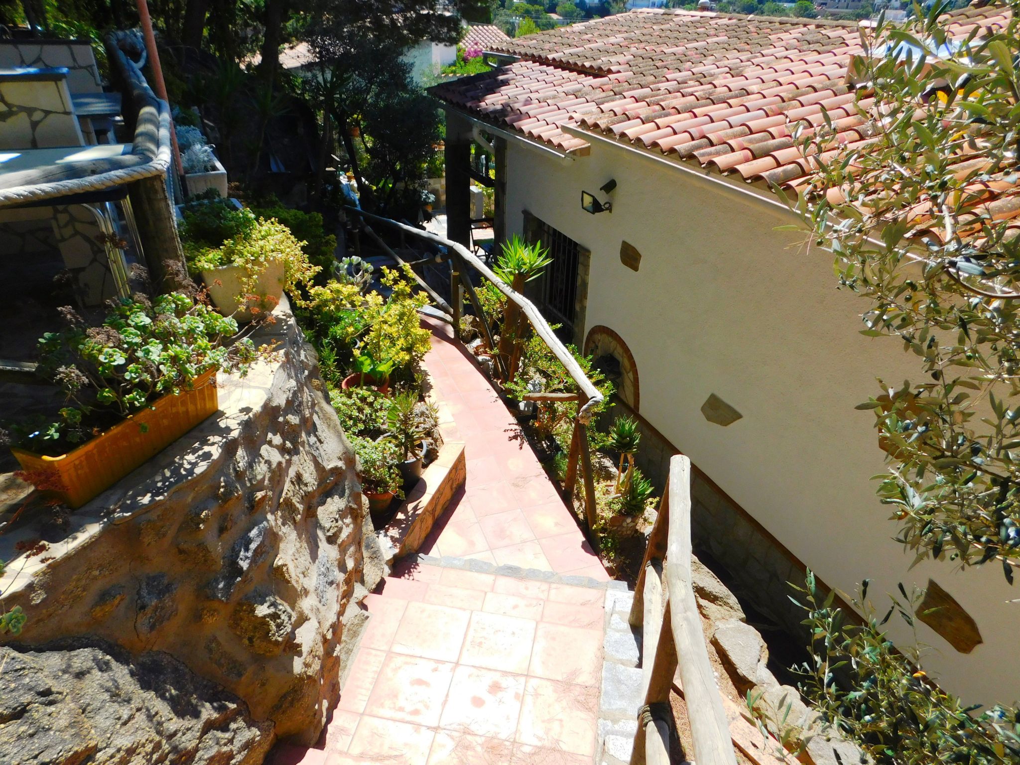 Photo of Wunderschönes Ferienhaus in Roses mit Großer Terrasse