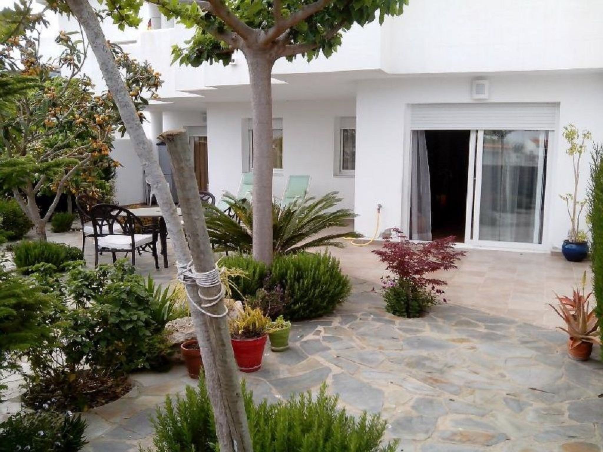 Wohnung mit privatem Garten am Strand-Image-tags.info