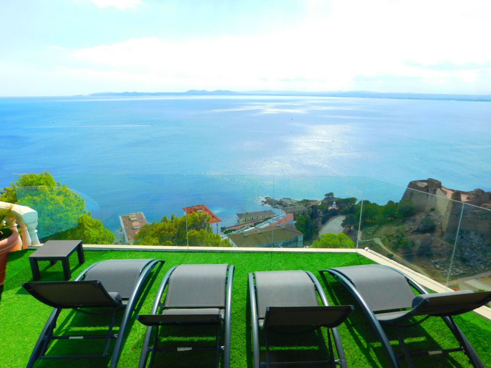 Mit einzigartigem Meerblick-Dehors