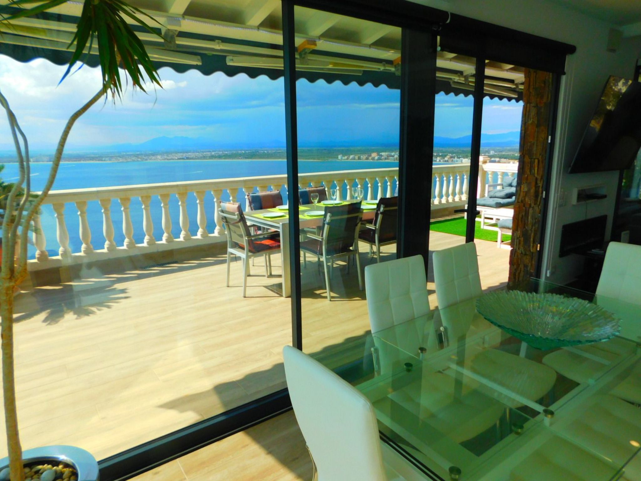 Mit einzigartigem Meerblick-Image-tags.info