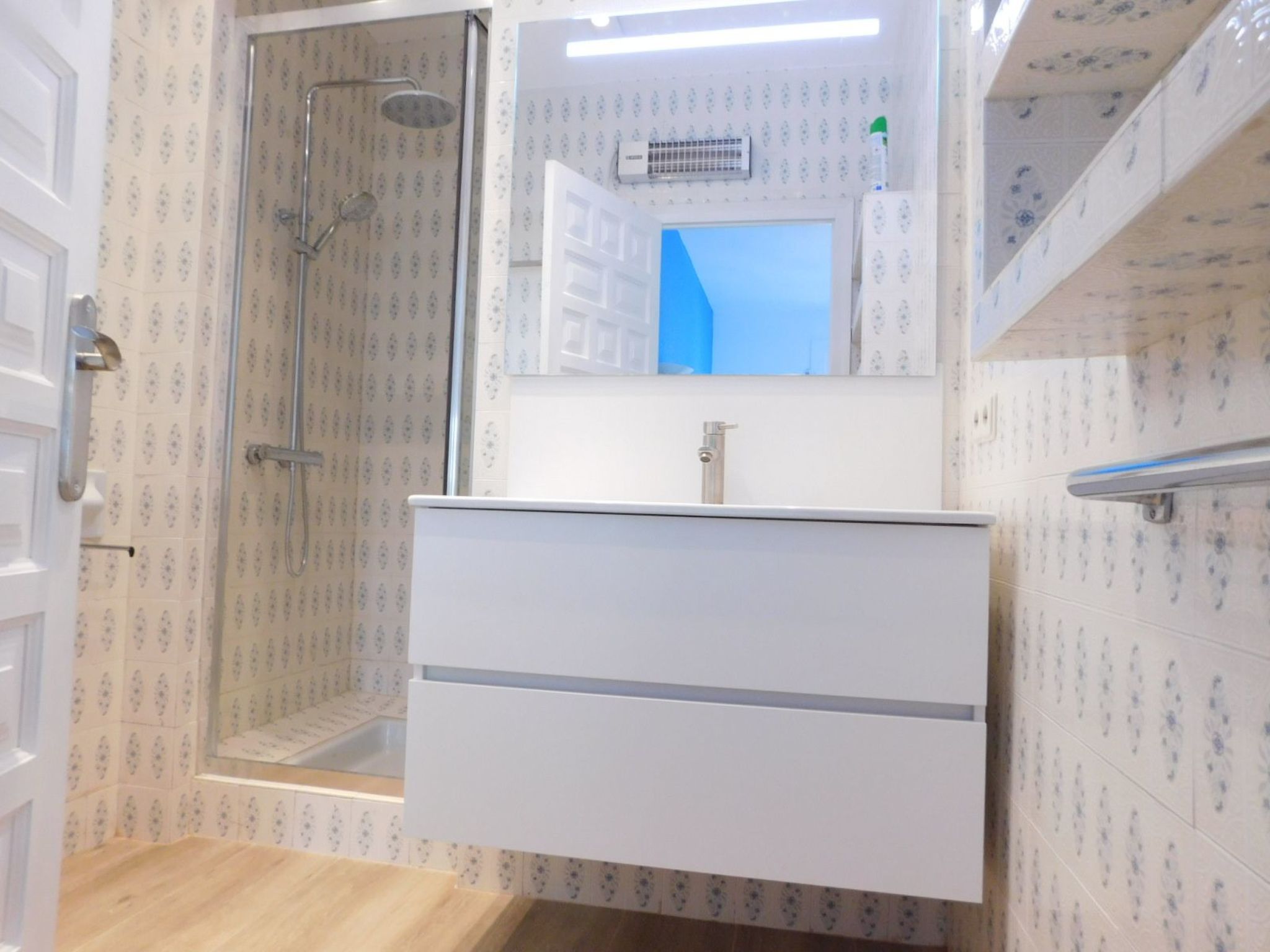 Photo of mit einzigartigem Meerblick