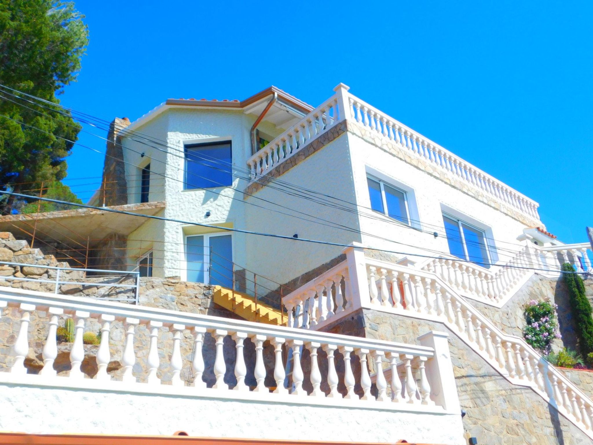 Photo of mit einzigartigem Meerblick