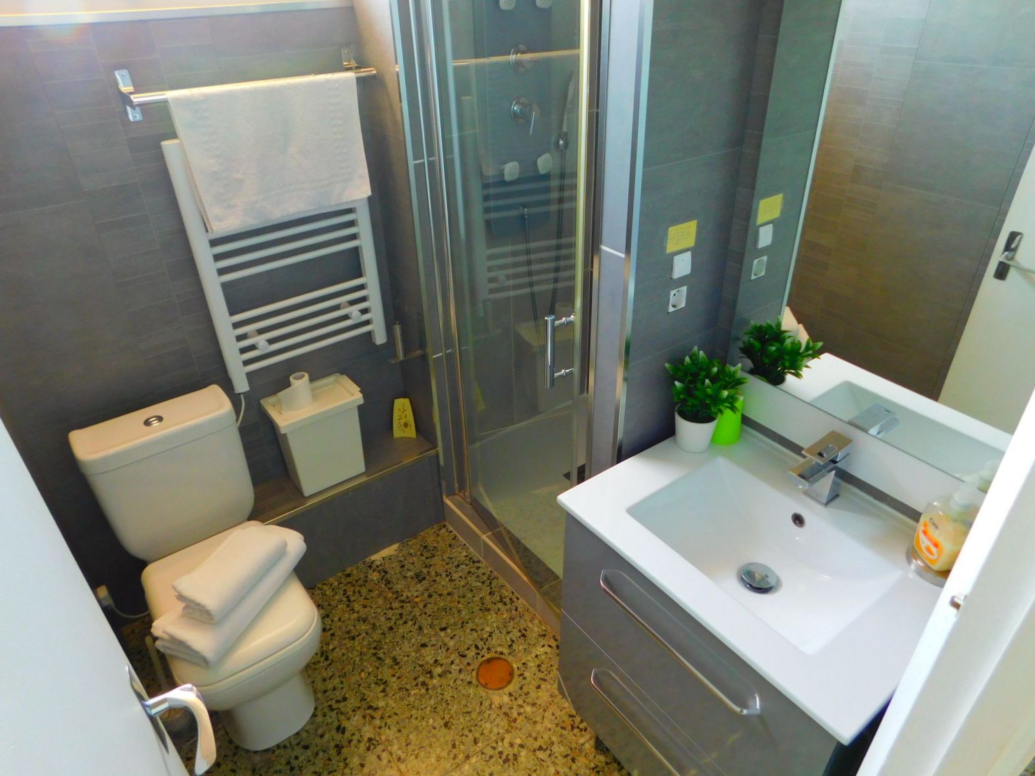 Photo of mit Terrasse