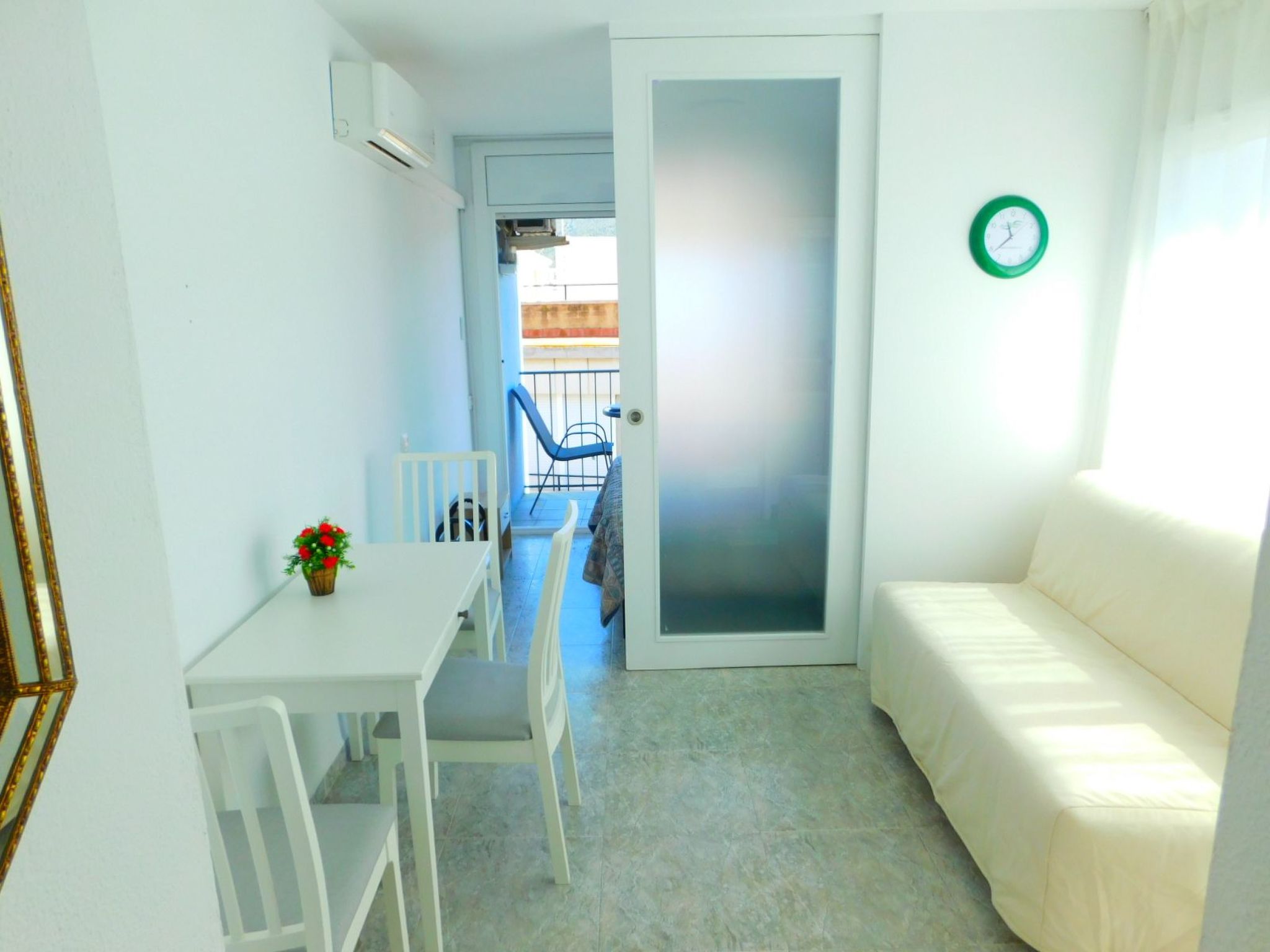 Photo of A-241 Saisonale Vermietung Studio Roses