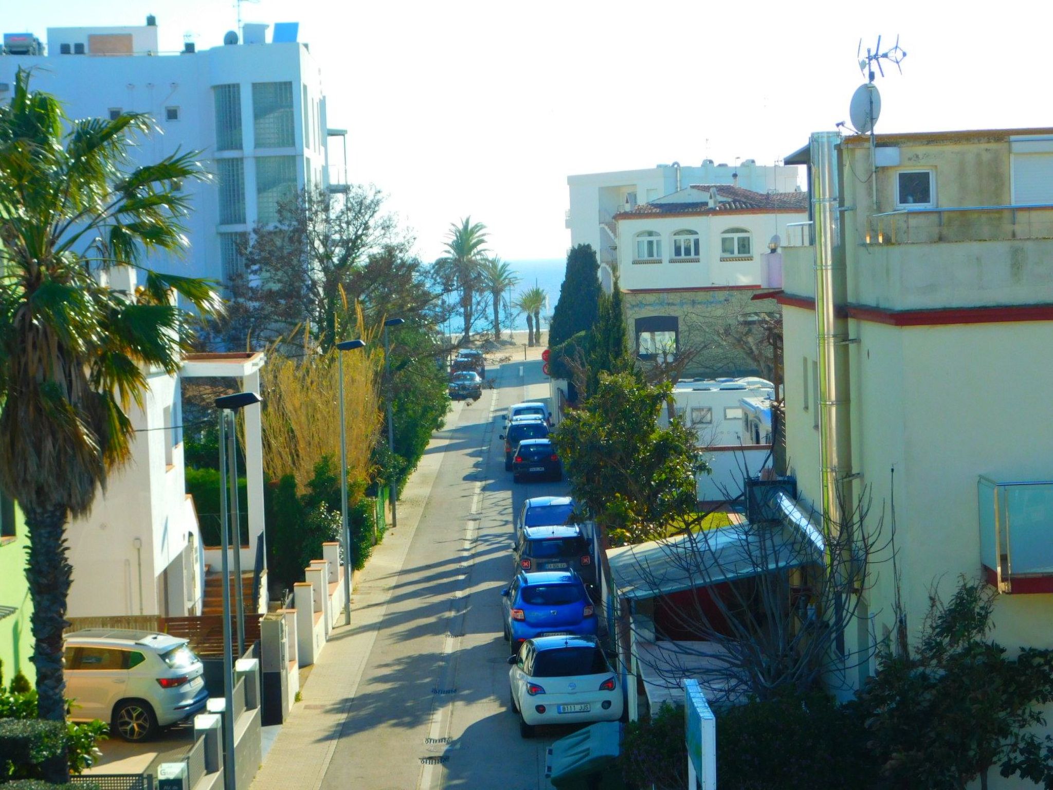 Ferienvermietung Penthouse mit schöner Terrasse 200m vom Strand Salatar, Roses Apartment in Roses