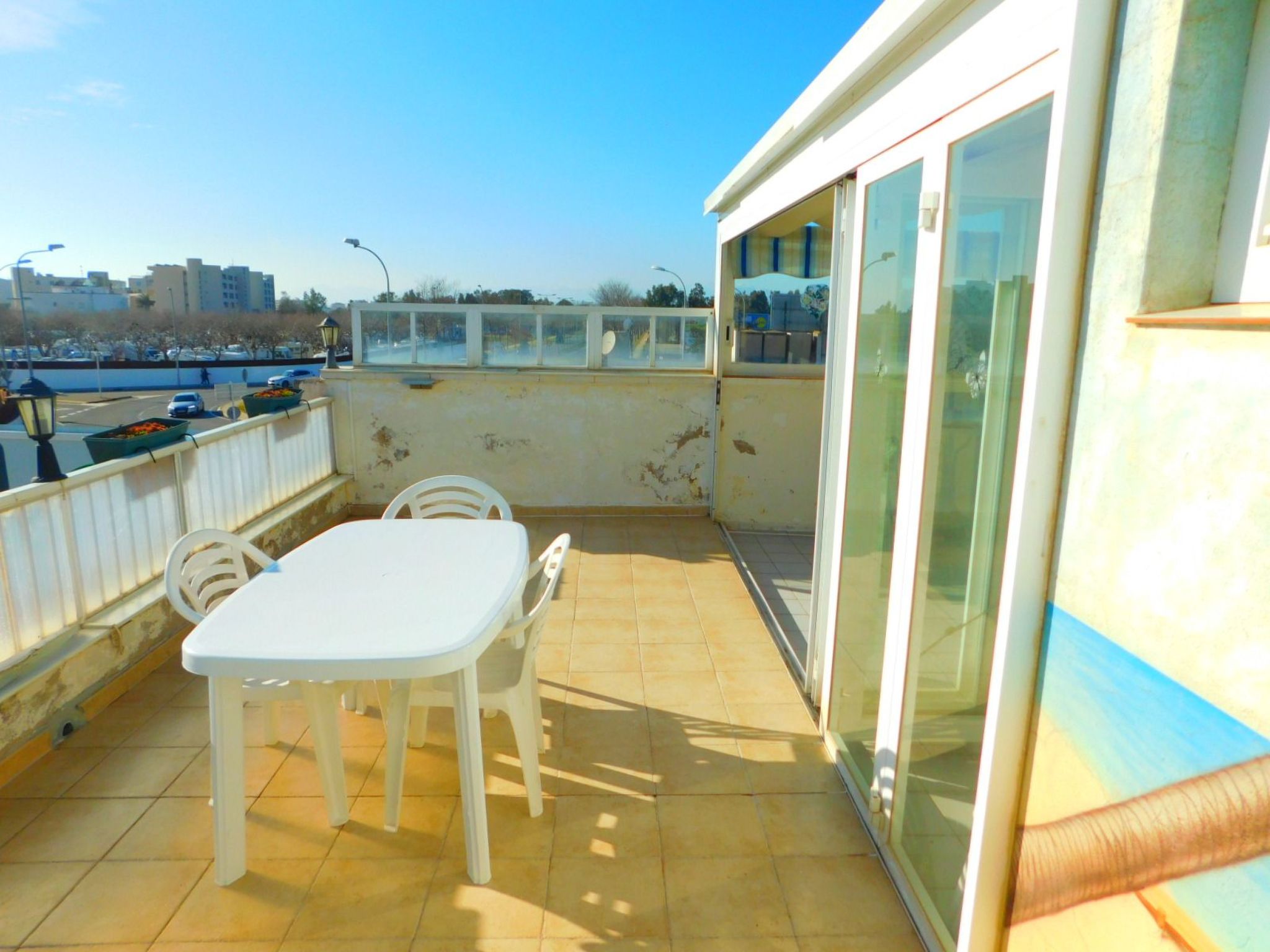 Ferienvermietung Penthouse mit schöner Terrasse 200m vom Strand Salatar, Roses