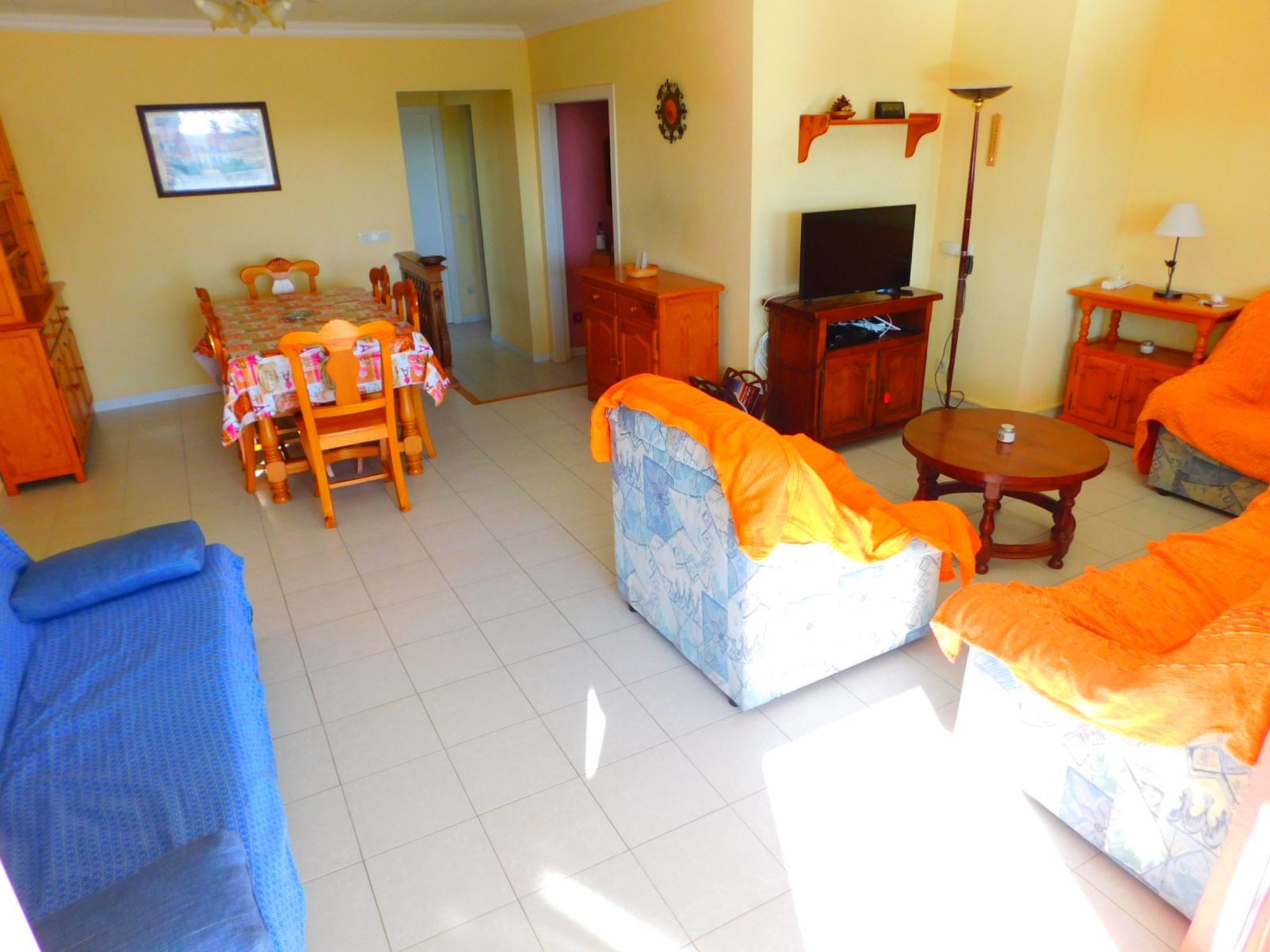 Photo of Ferienvermietung Penthouse mit schöner Terrasse 200m vom Strand Salatar, Roses