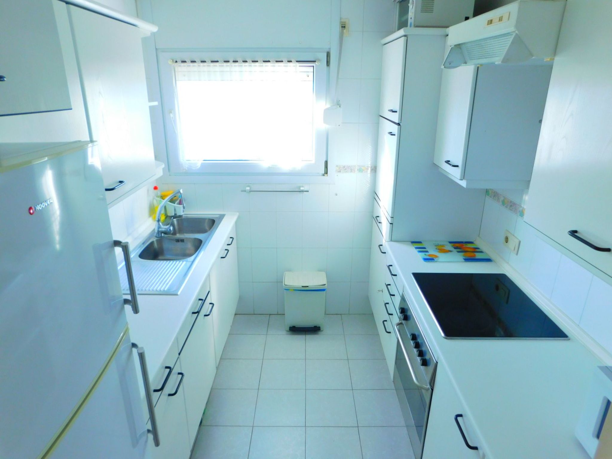 Photo of Ferienvermietung Penthouse mit schöner Terrasse 200m vom Strand Salatar, Roses