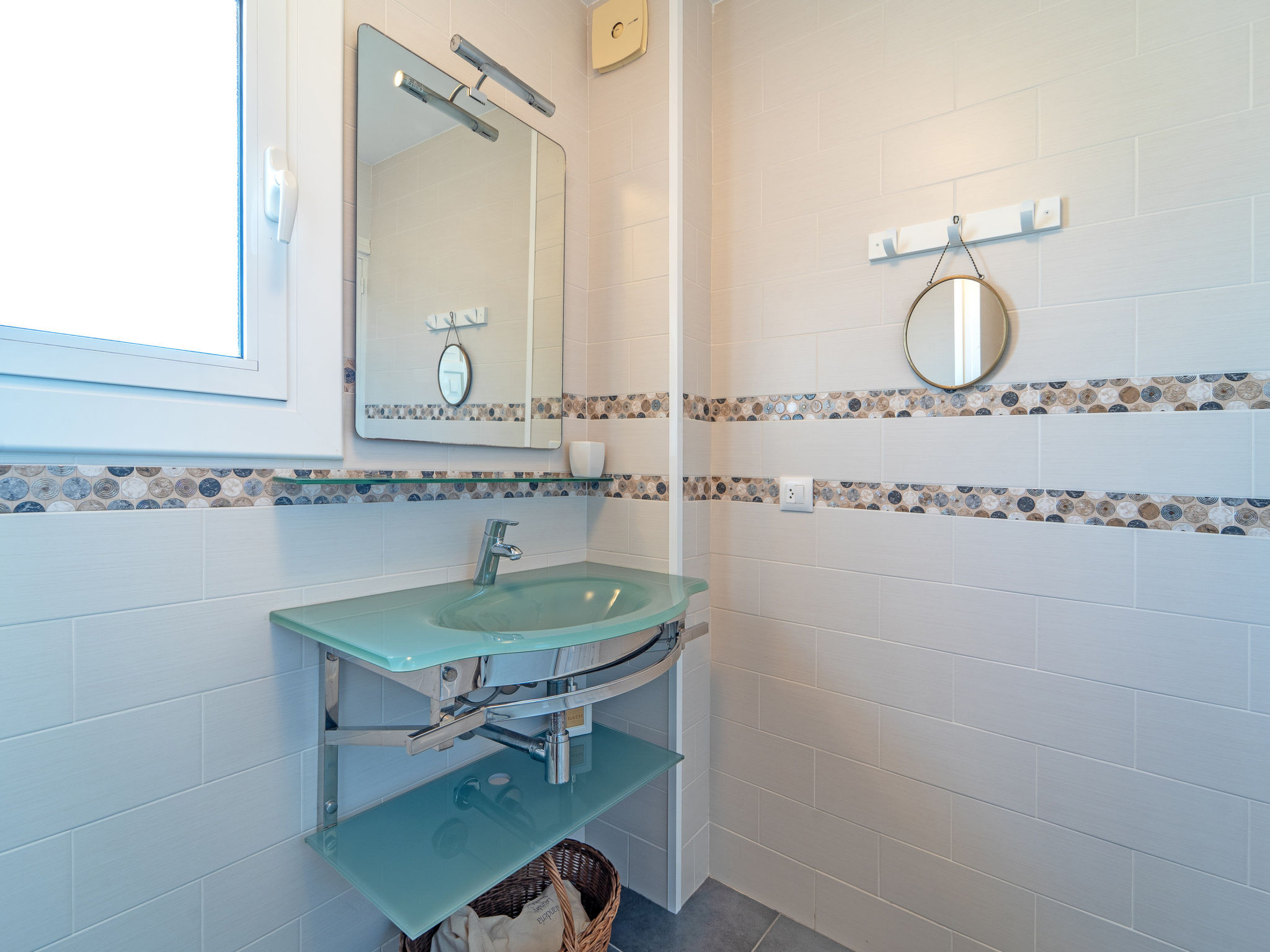 Photo of WELCS ESTUDIO 171 EMP con piscina comunitaria