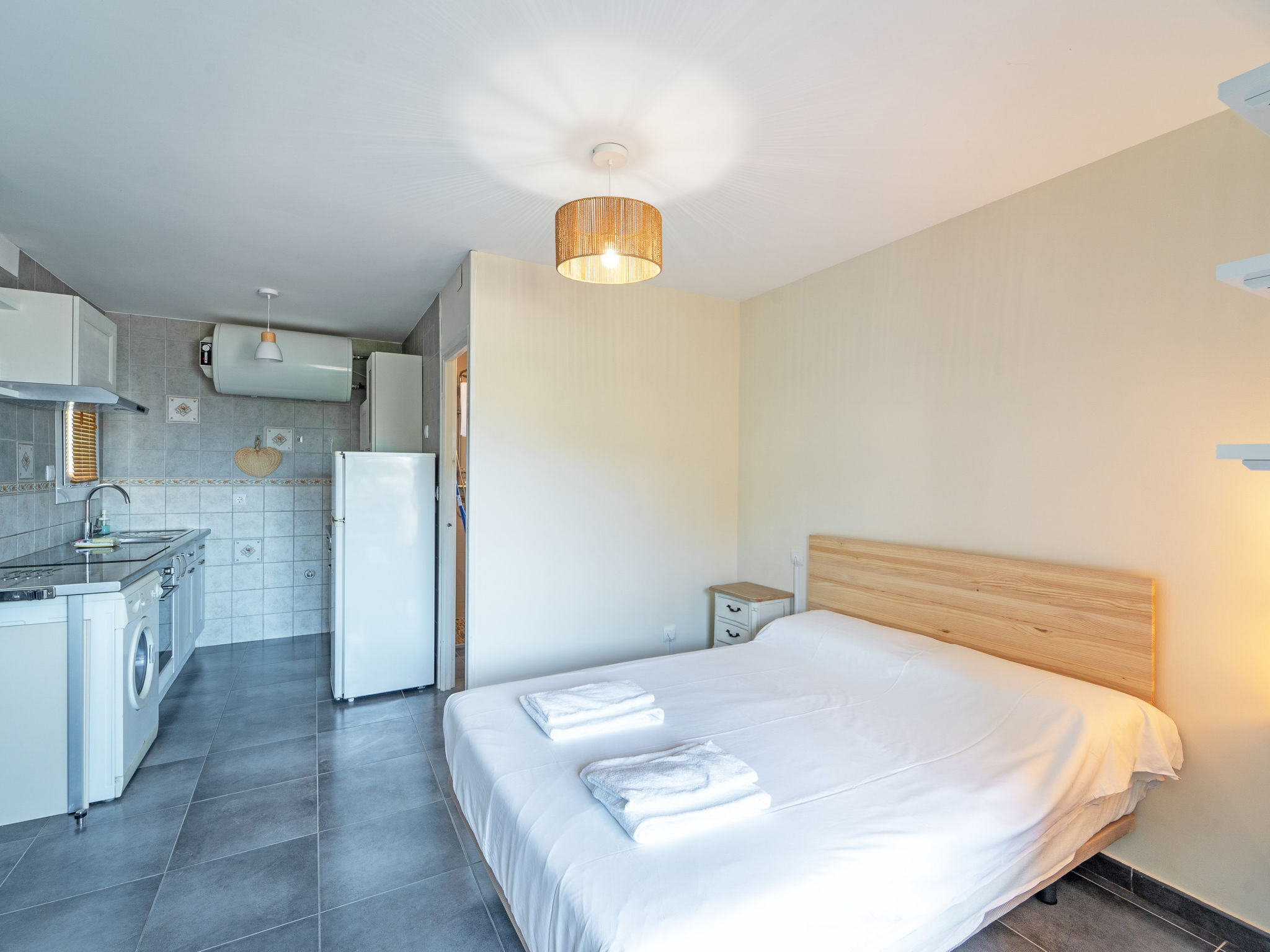 Photo of WELCS ESTUDIO 171 EMP con piscina comunitaria