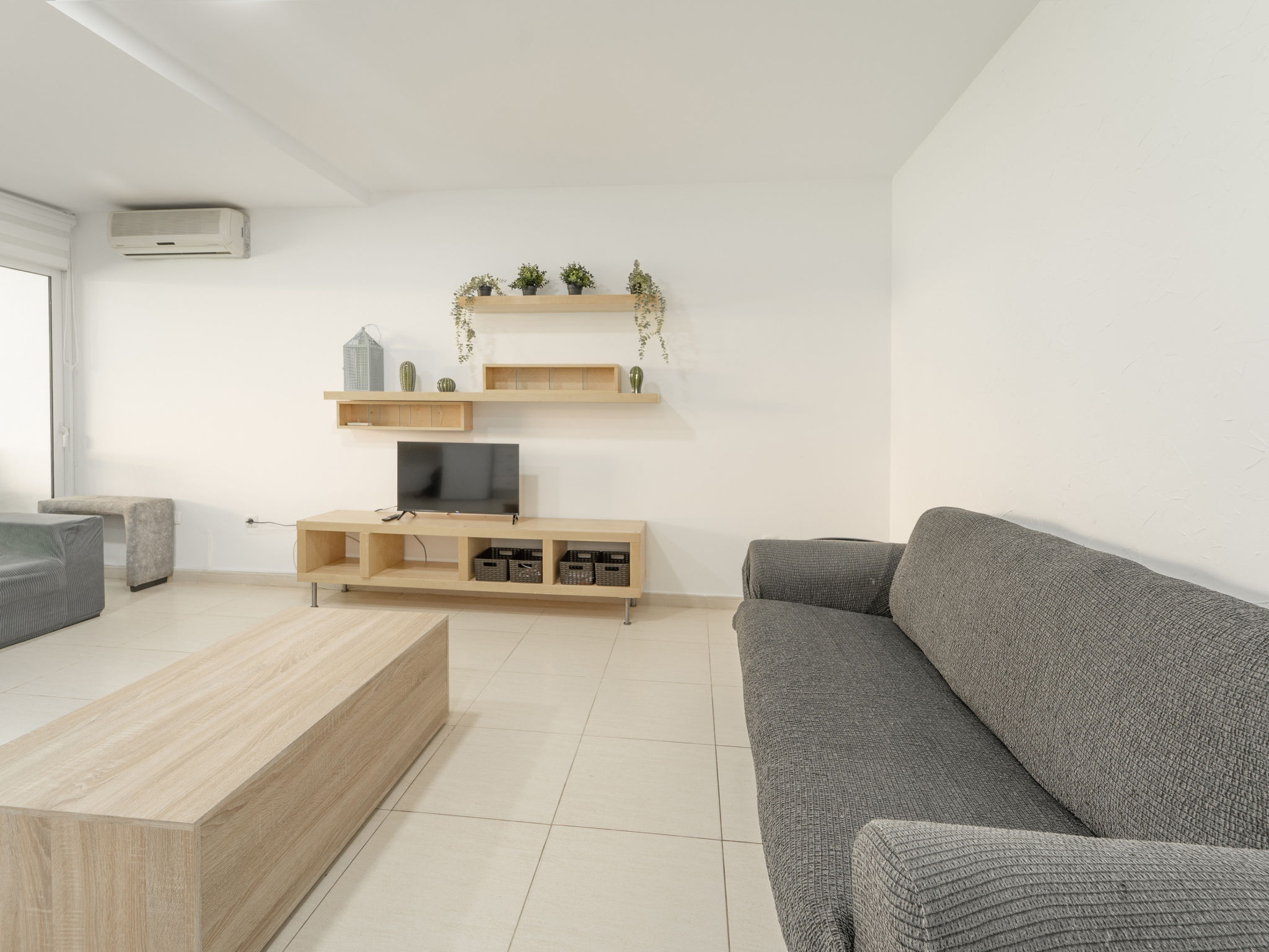 Photo of WELCS APARTAMENTO 133 EMP con piscina comunitaria