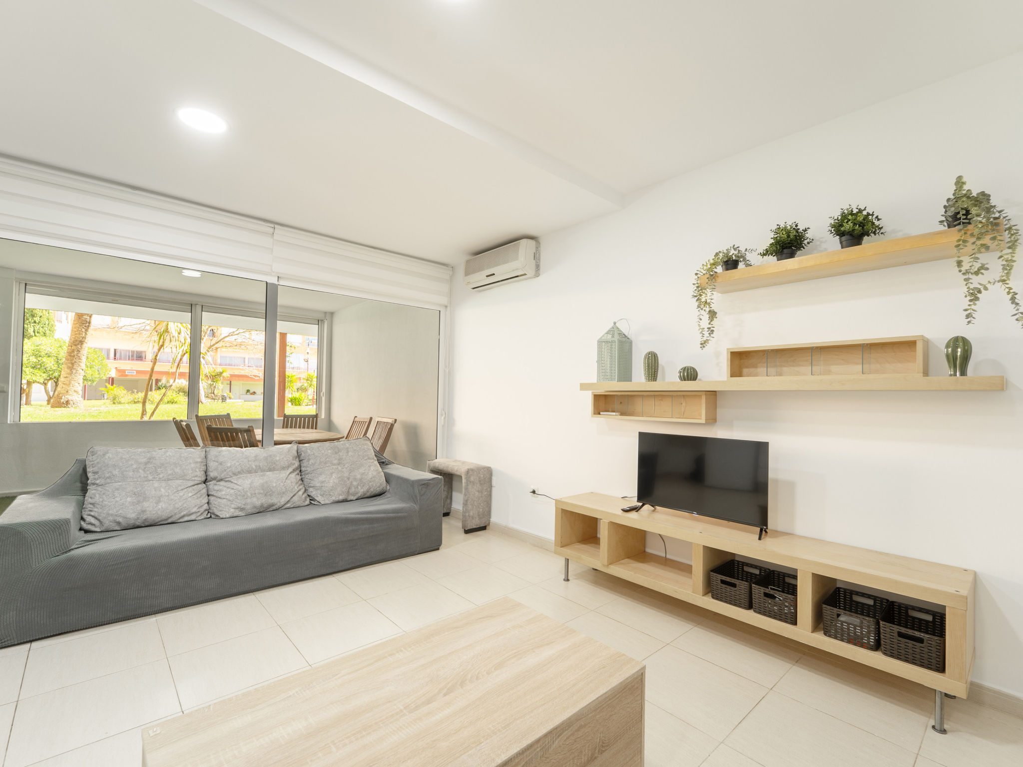 Photo of WELCS APARTAMENTO 133 EMP con piscina comunitaria