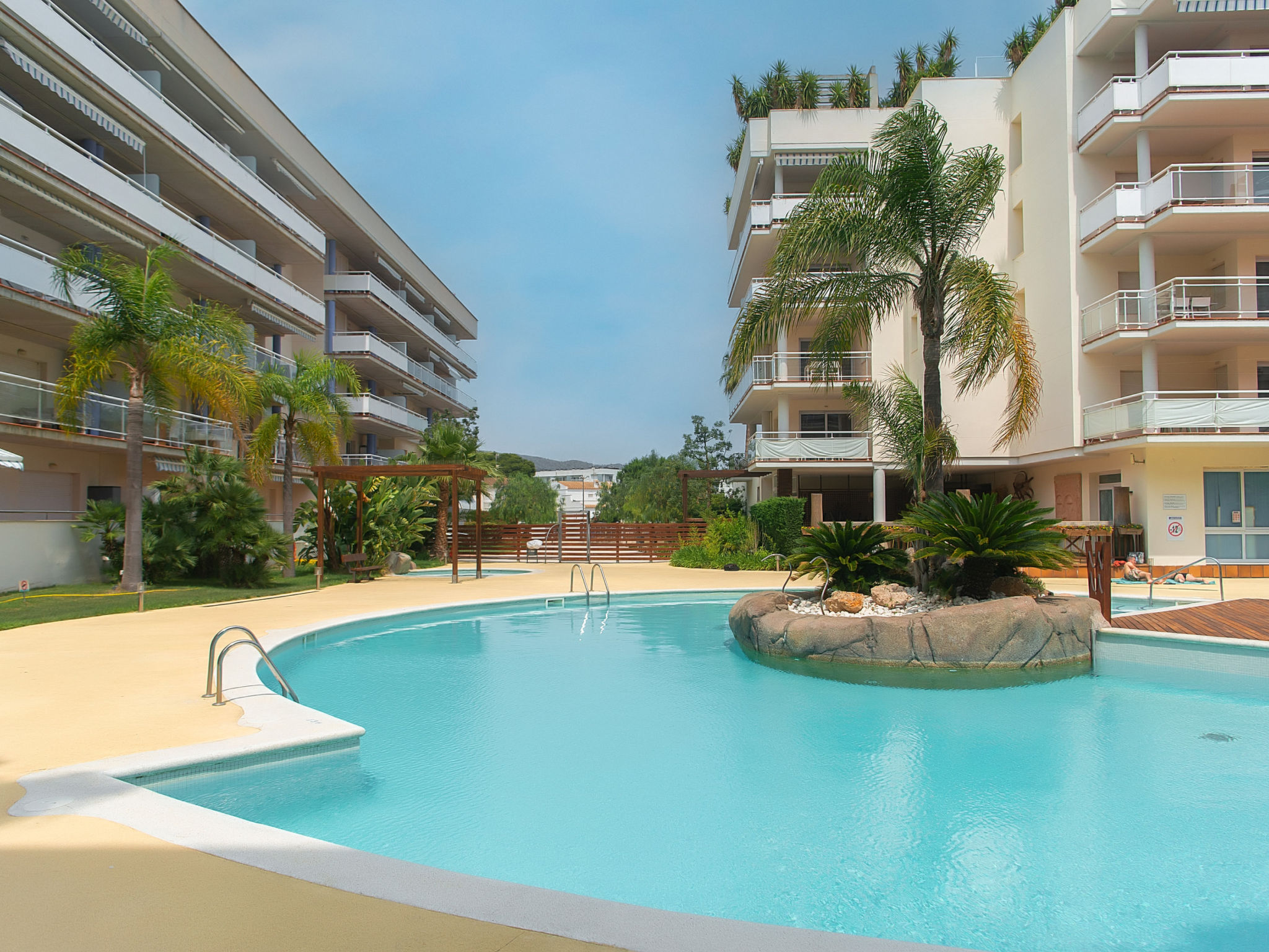 Photo of WELCS APARTAMENTO 254 EMP con vista al canal