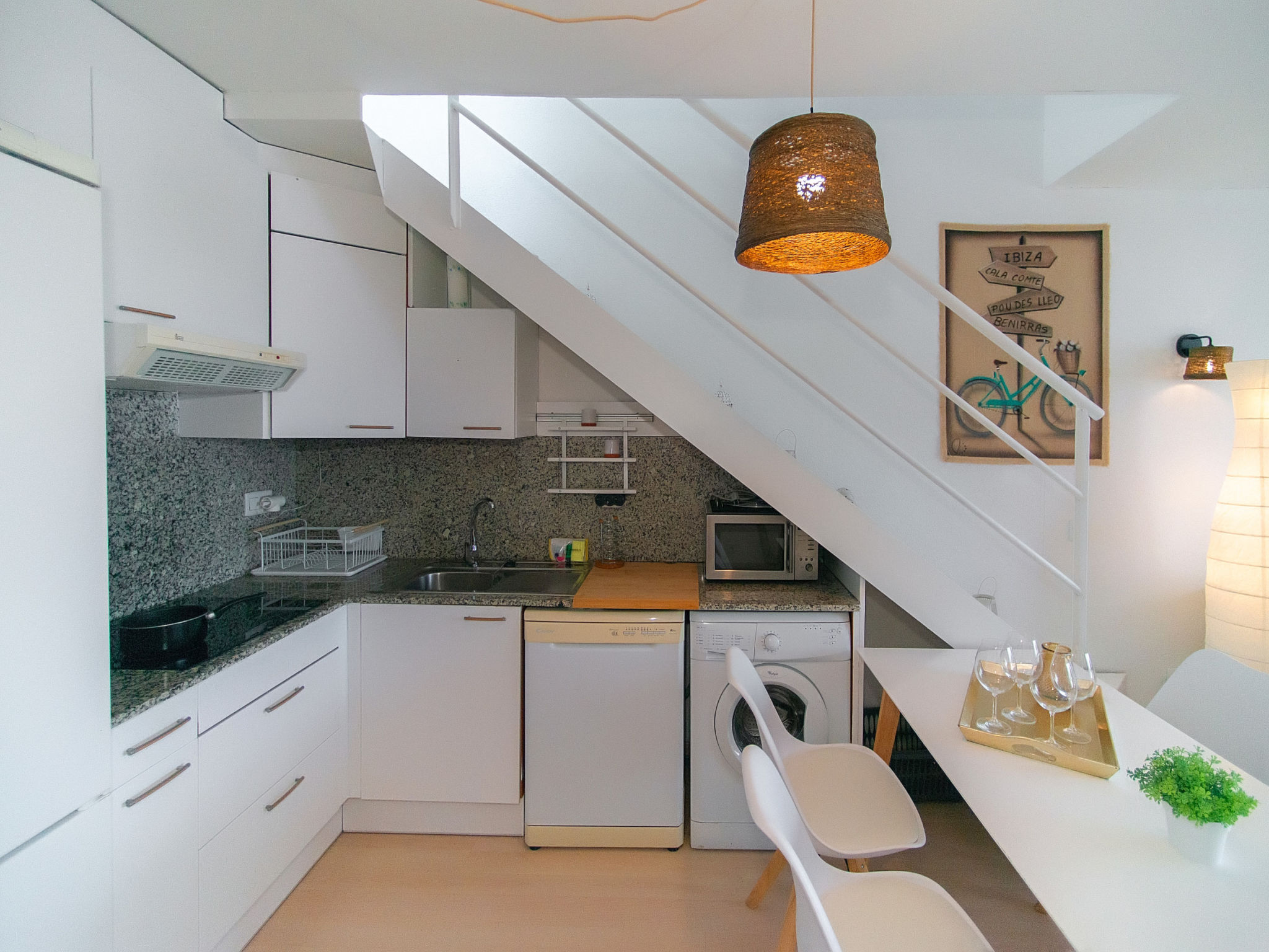 Photo of WELCS APARTAMENTO 254 EMP con vista al canal