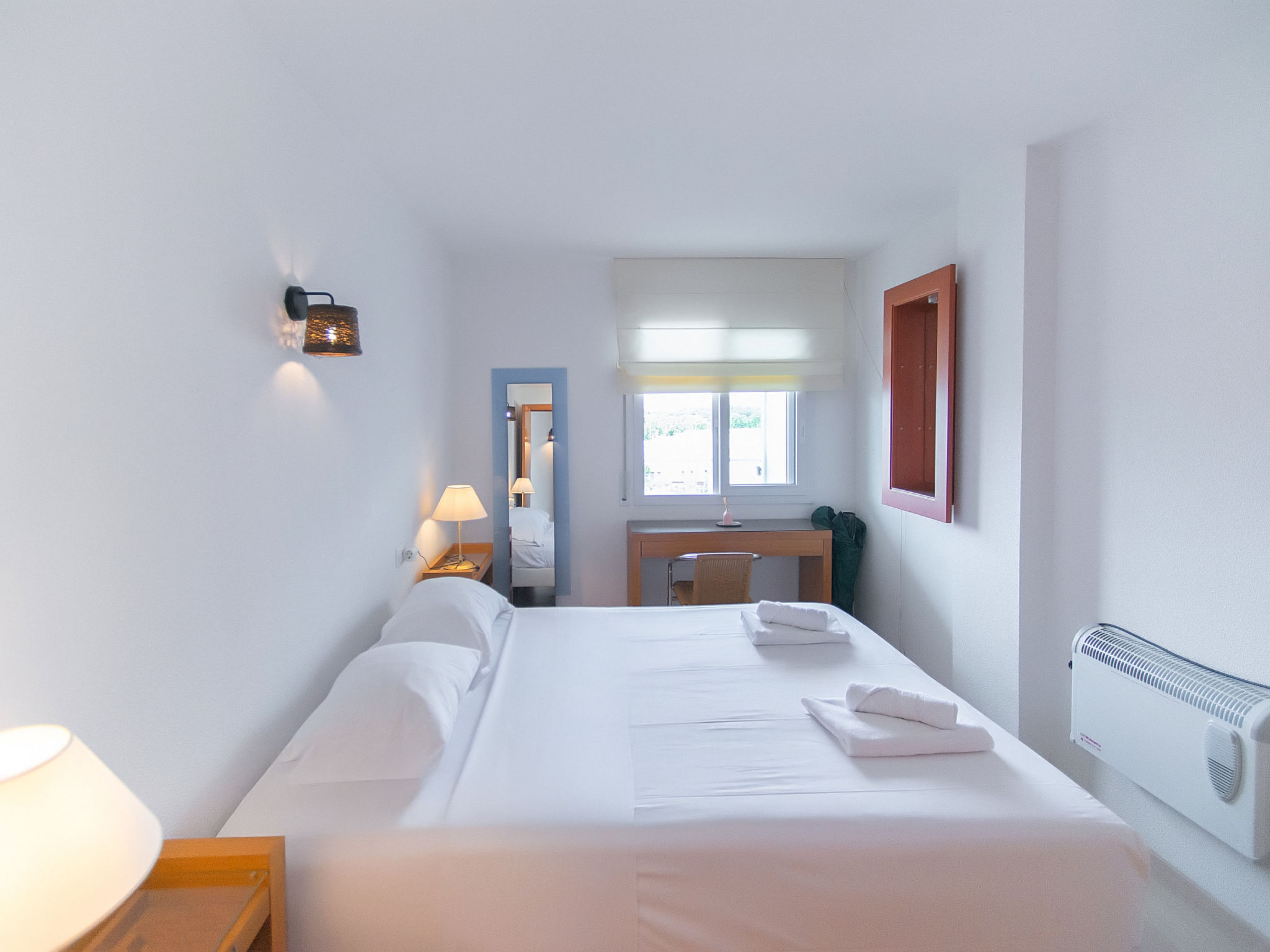 Photo of WELCS APARTAMENTO 254 EMP con vista al canal