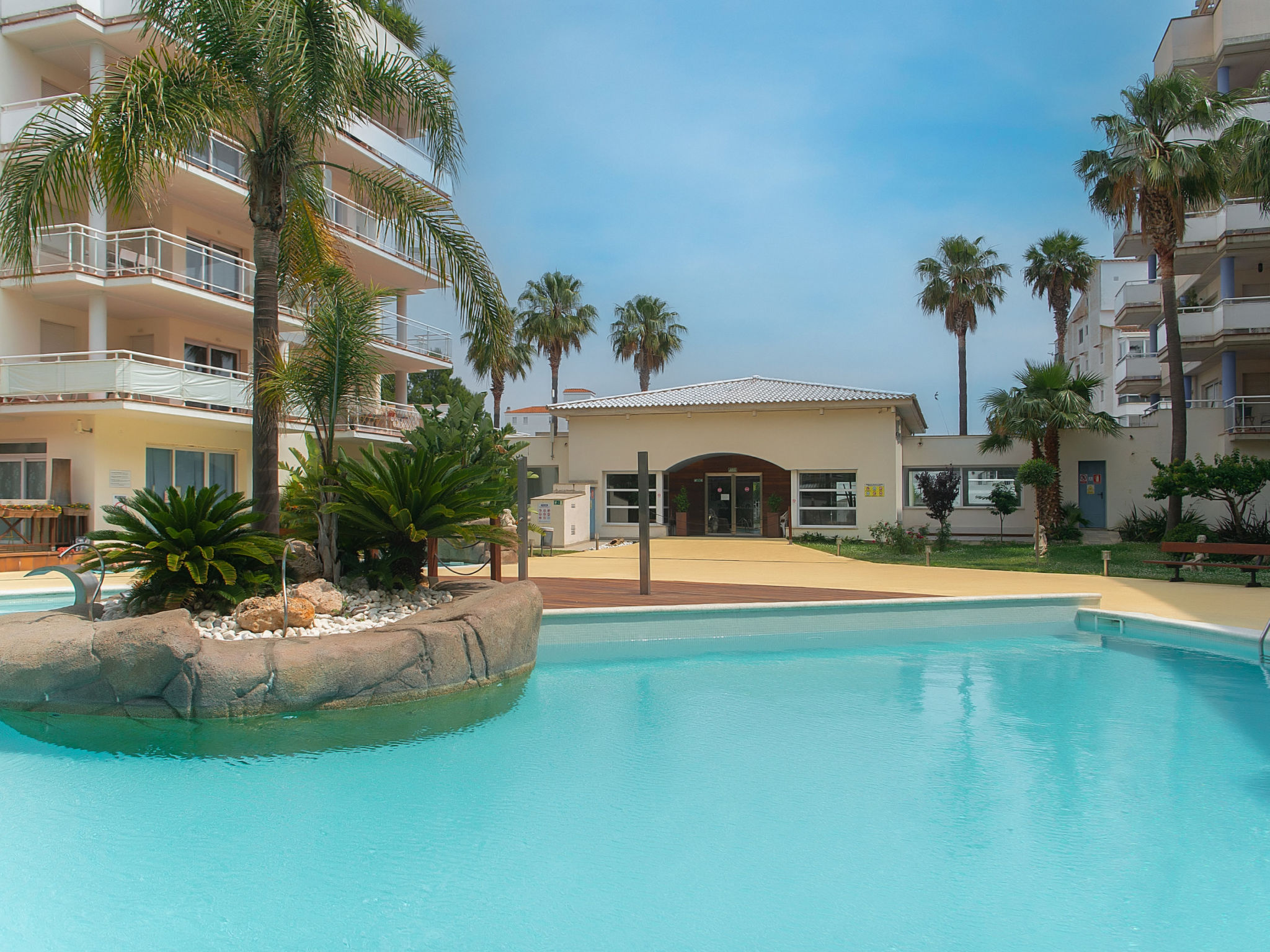 Photo of WELCS APARTAMENTO 254 EMP con vista al canal