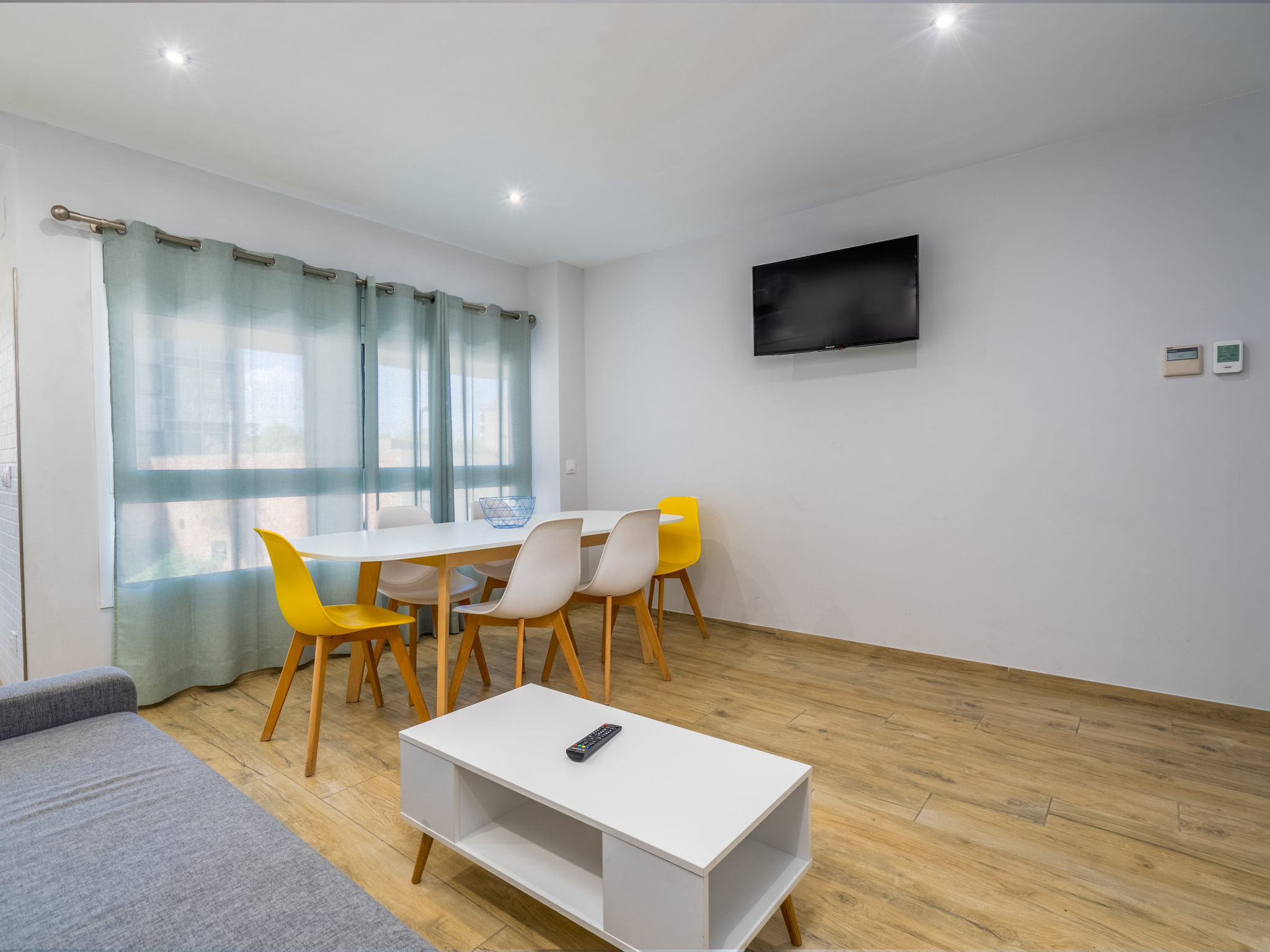 Photo of WELCS APARTAMENTO 027 EMP en el puerto de Roses