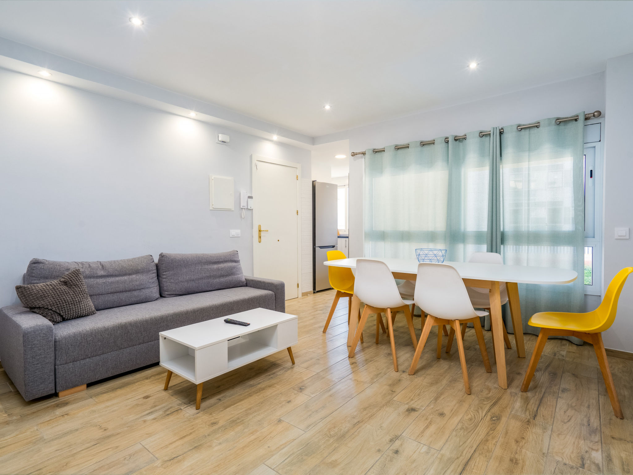 Photo of WELCS APARTAMENTO 027 EMP en el puerto de Roses